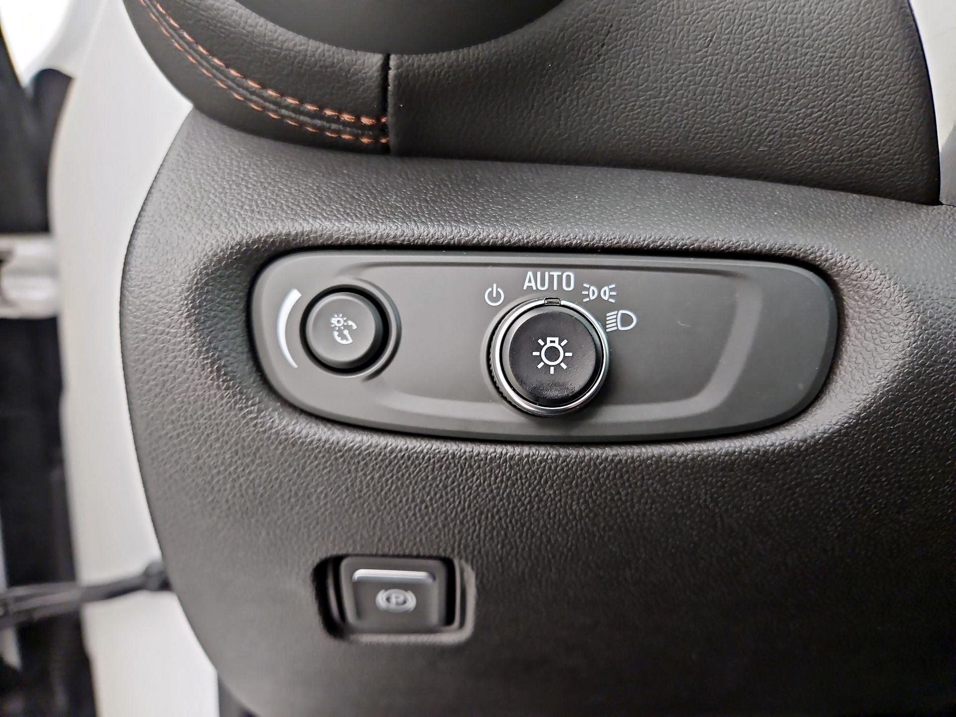 Thumbnail: 2022 Chevrolet Blazer - 13