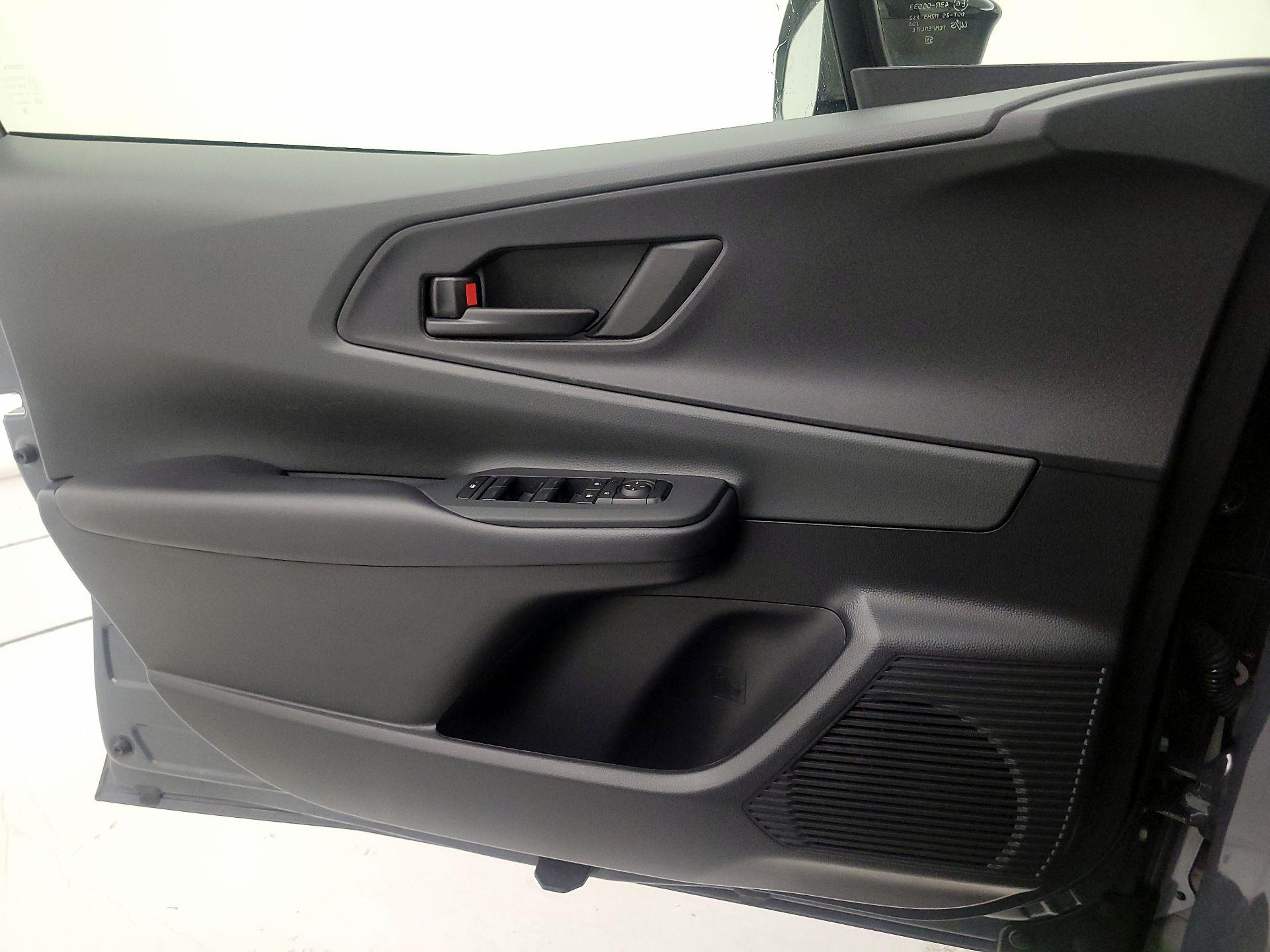 Thumbnail: 2024 Toyota Prius - 12