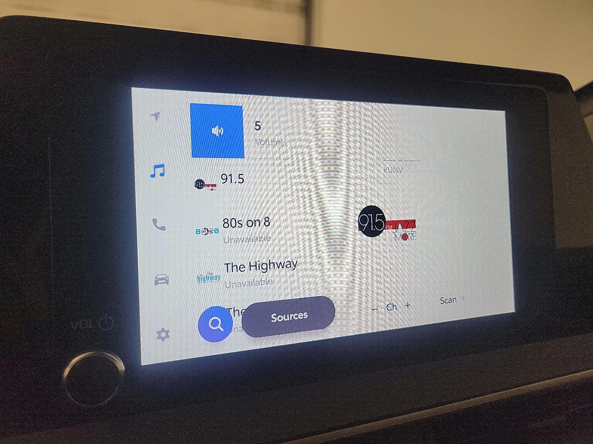 Thumbnail: 2024 Toyota Prius - 15