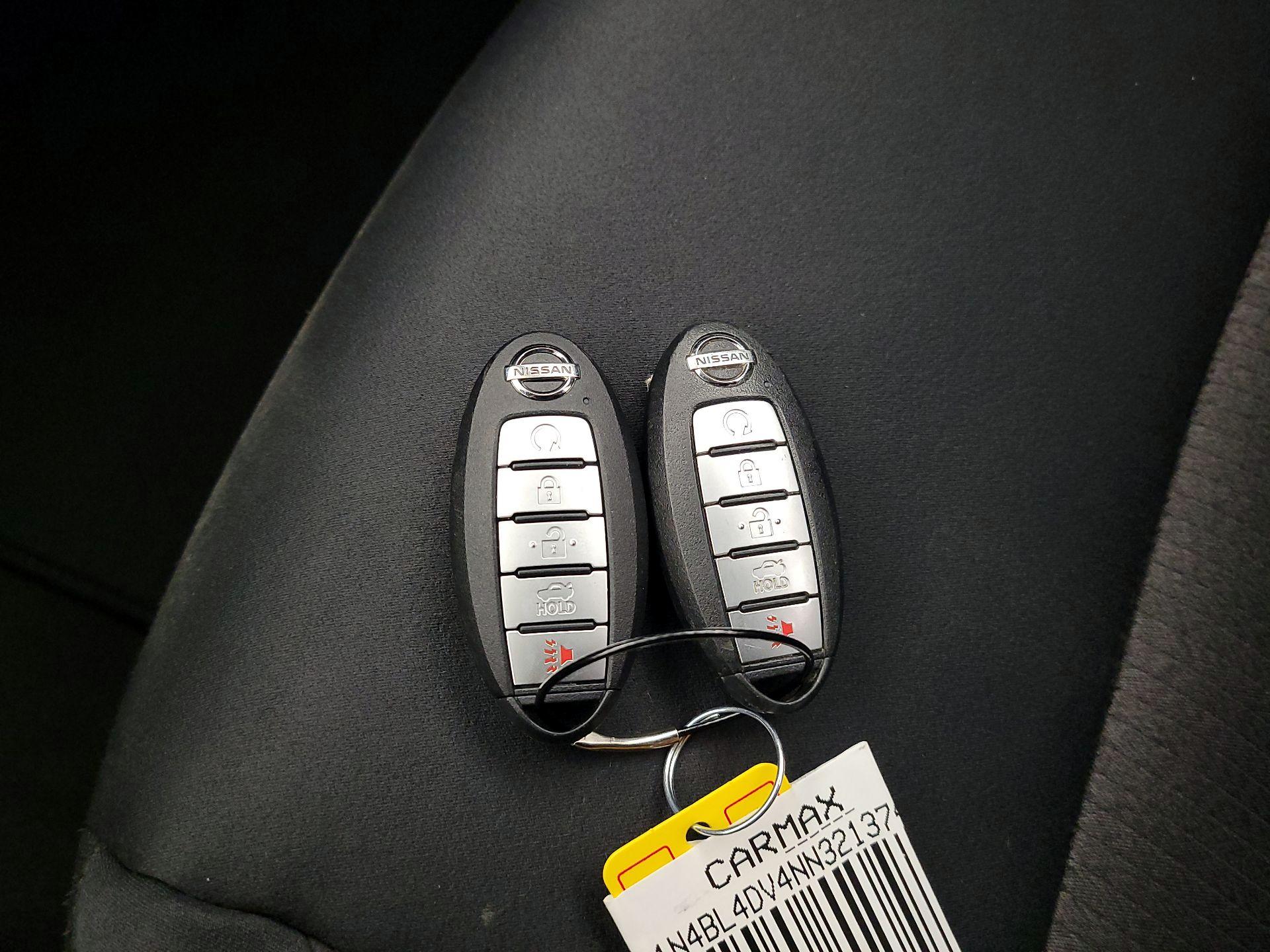 Thumbnail: 2022 Nissan Altima - 20