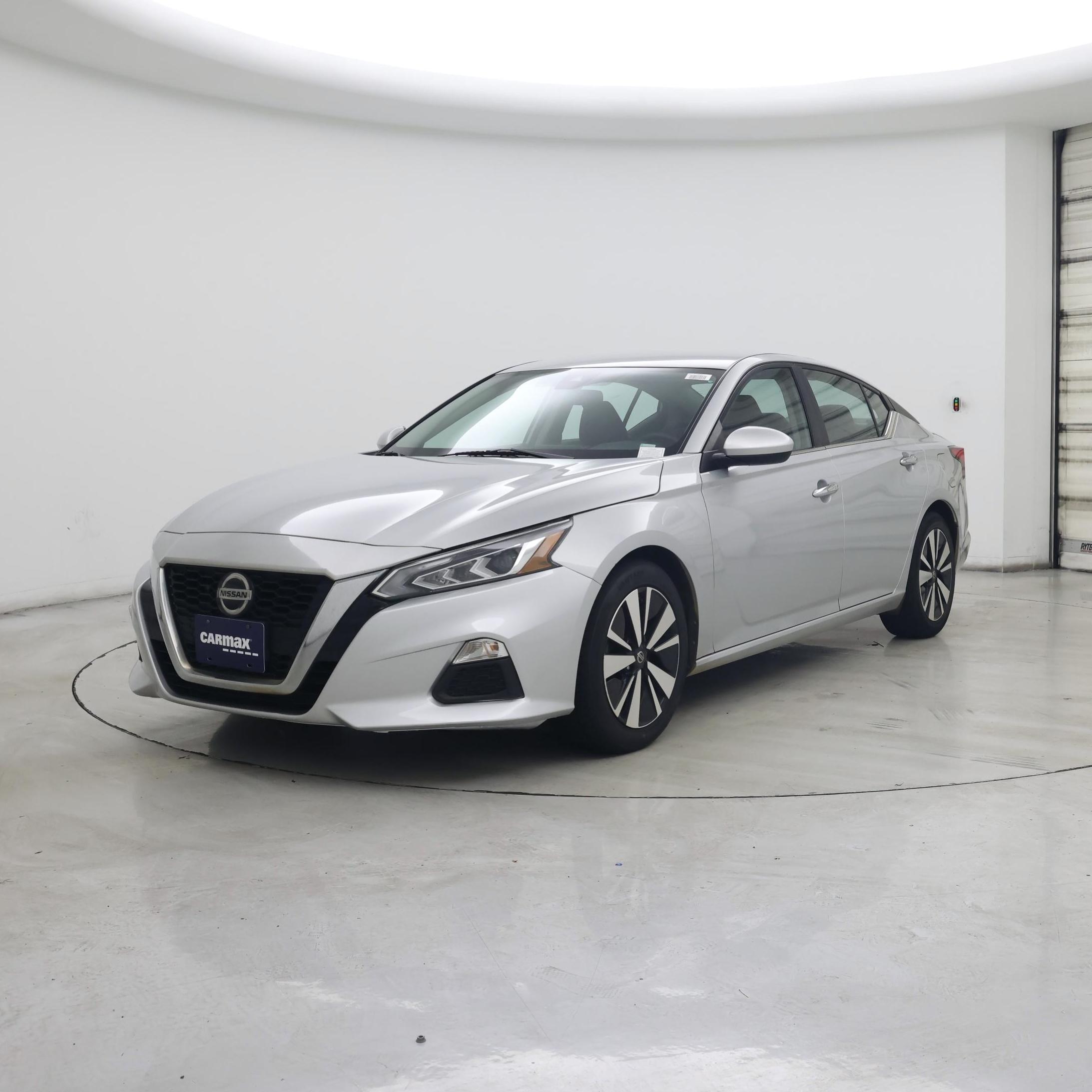 Thumbnail: 2022 Nissan Altima - 4