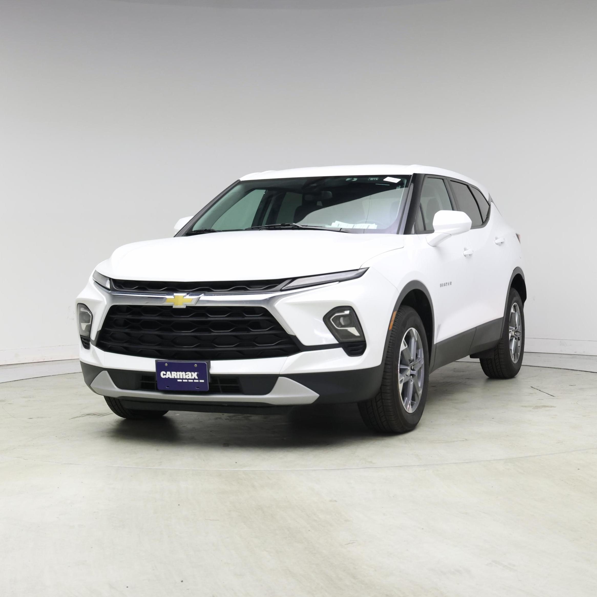 Thumbnail: 2023 Chevrolet Blazer - 4