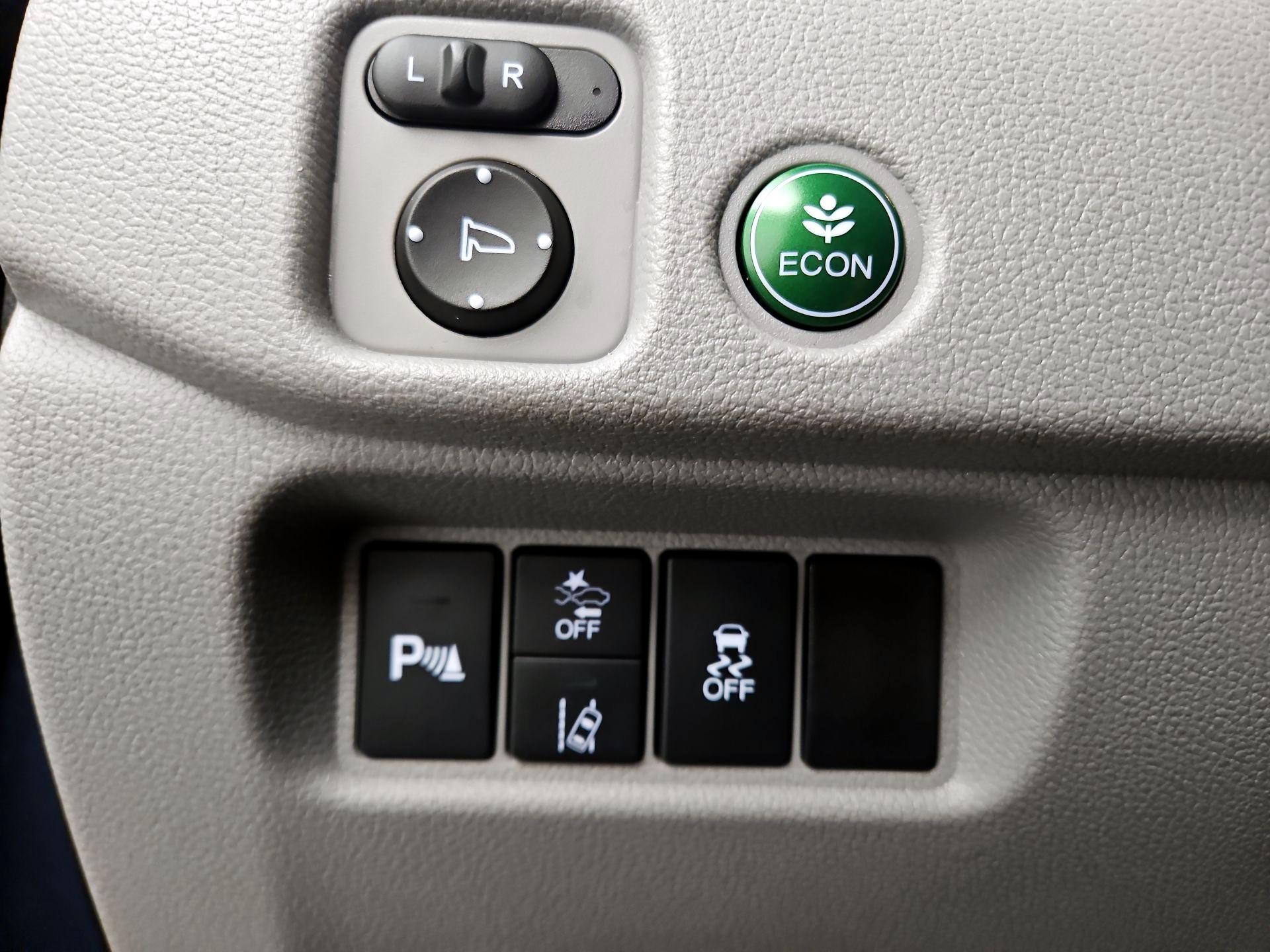 Thumbnail: 2021 Honda Pilot - 13