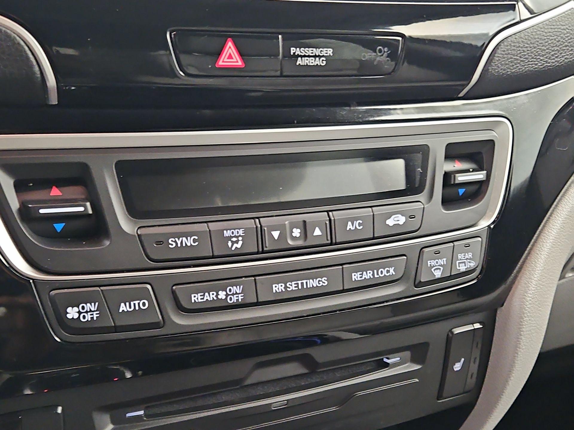 Thumbnail: 2021 Honda Pilot - 16