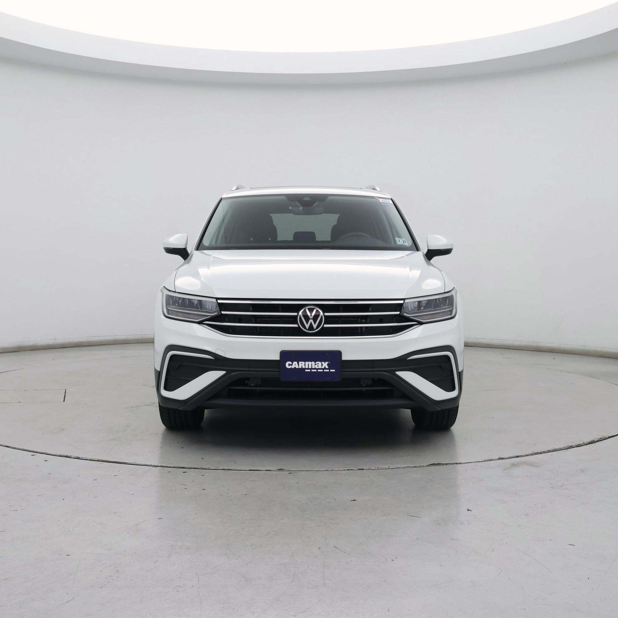 Thumbnail: 2022 Volkswagen Tiguan - 5