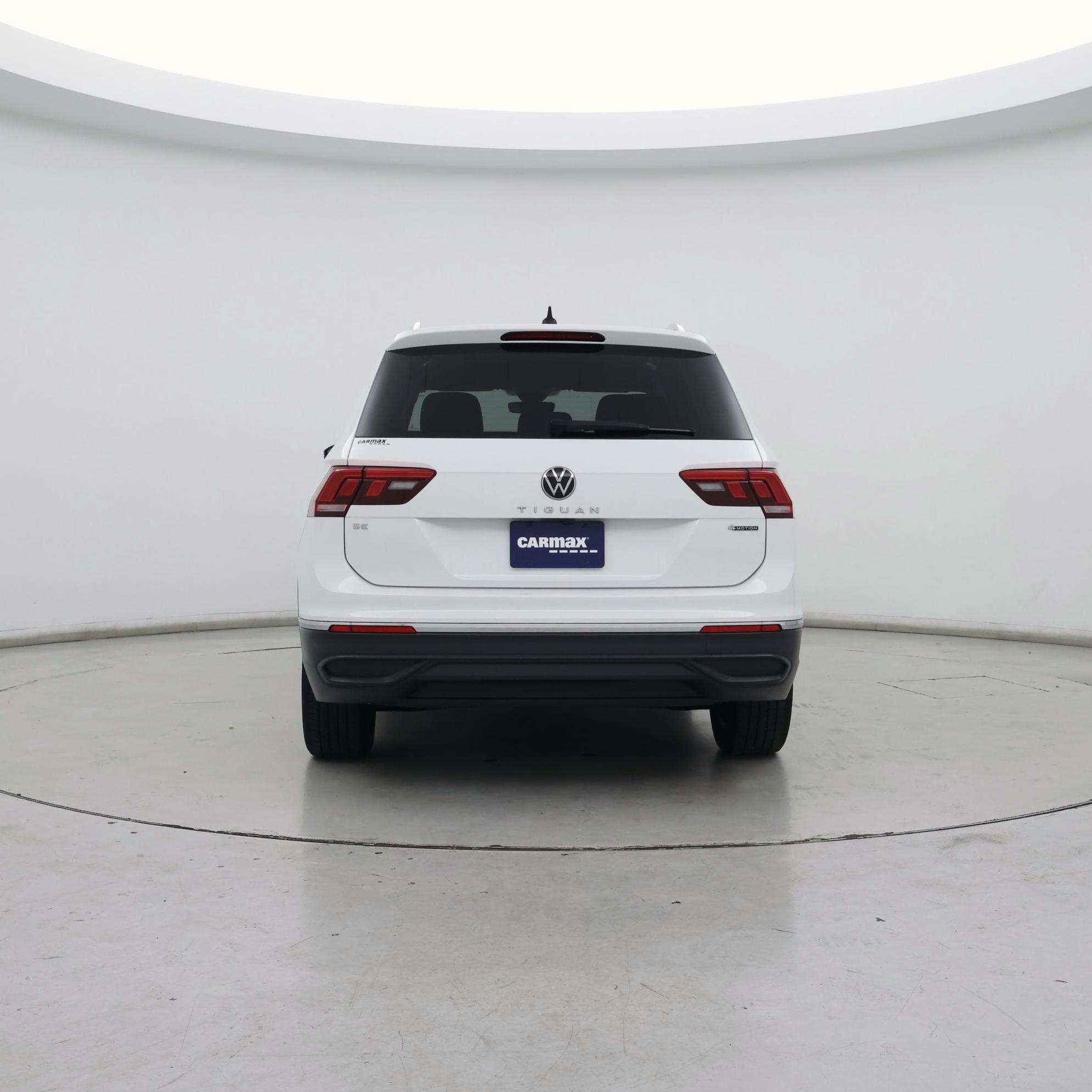 Thumbnail: 2022 Volkswagen Tiguan - 6