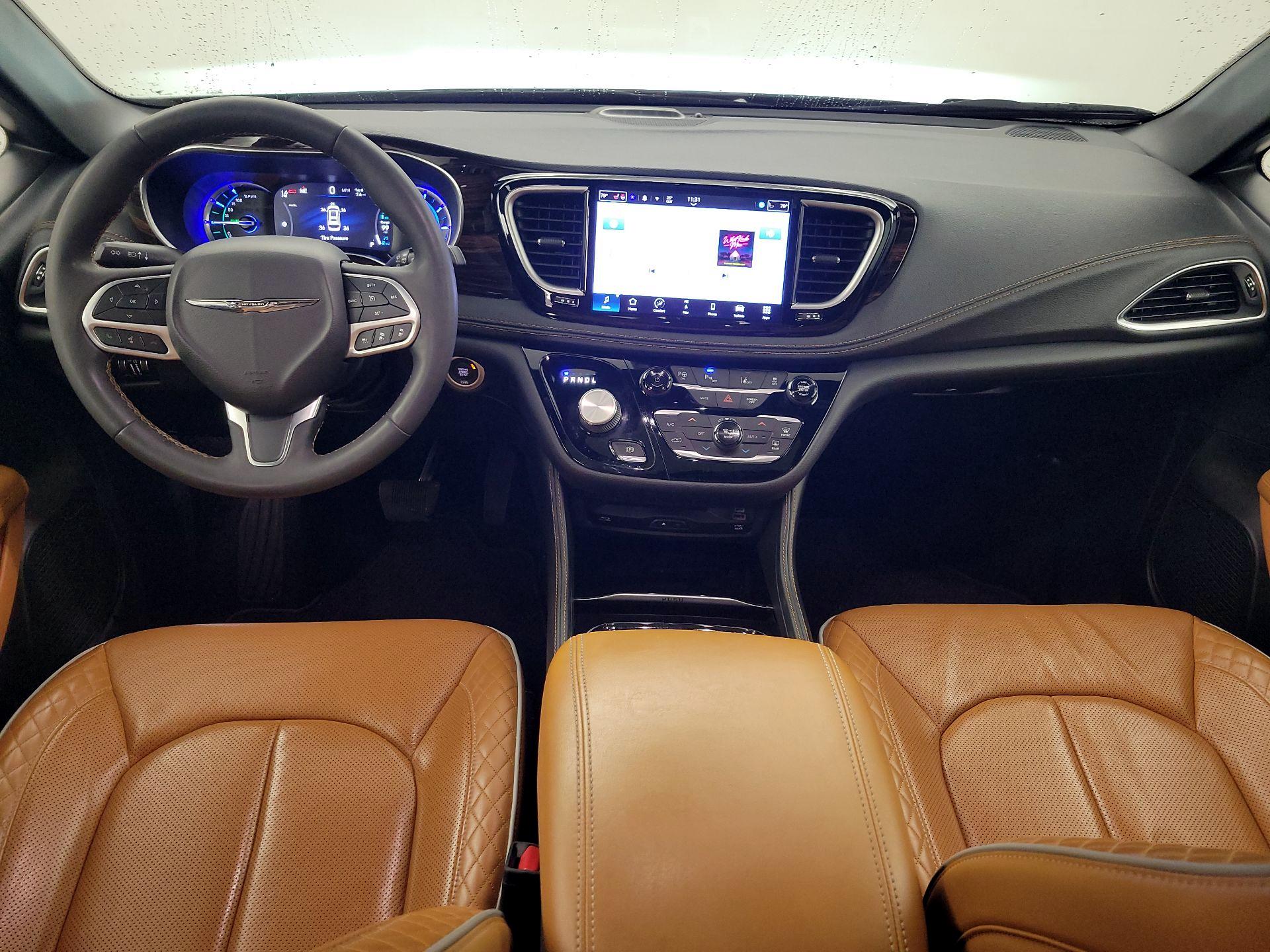 Thumbnail: 2022 Chrysler Pacifica - 9