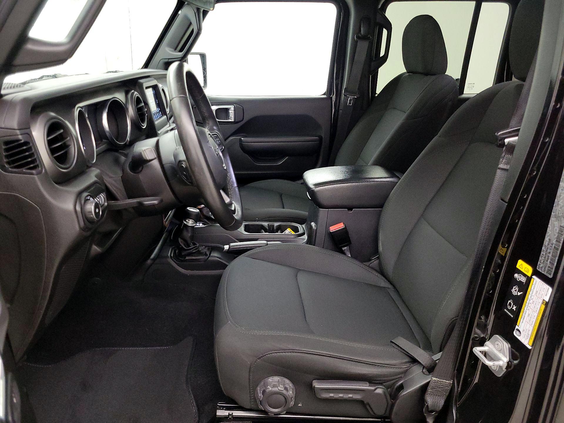 Thumbnail: 2021 Jeep Wrangler - 11