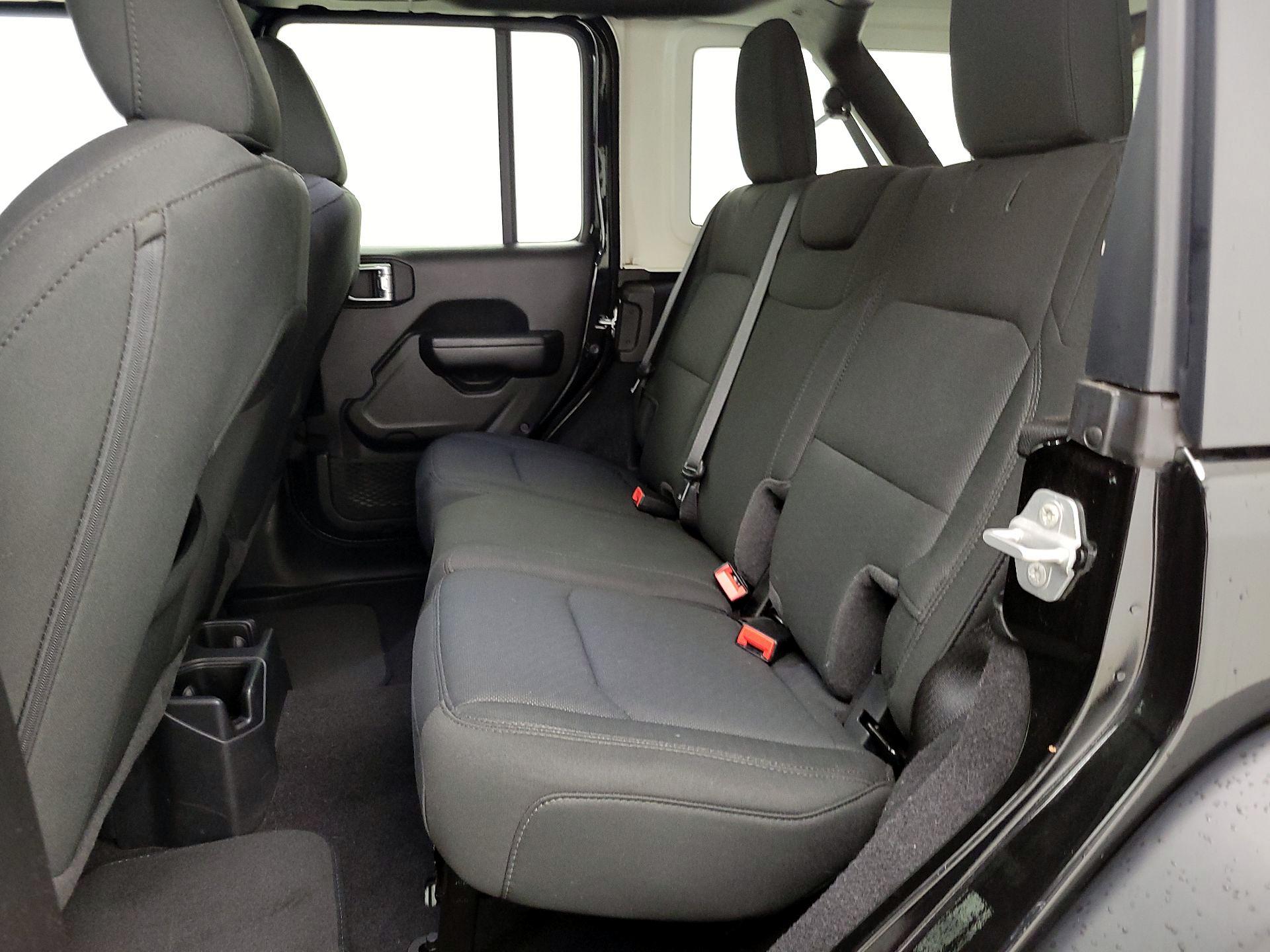 Thumbnail: 2021 Jeep Wrangler - 19