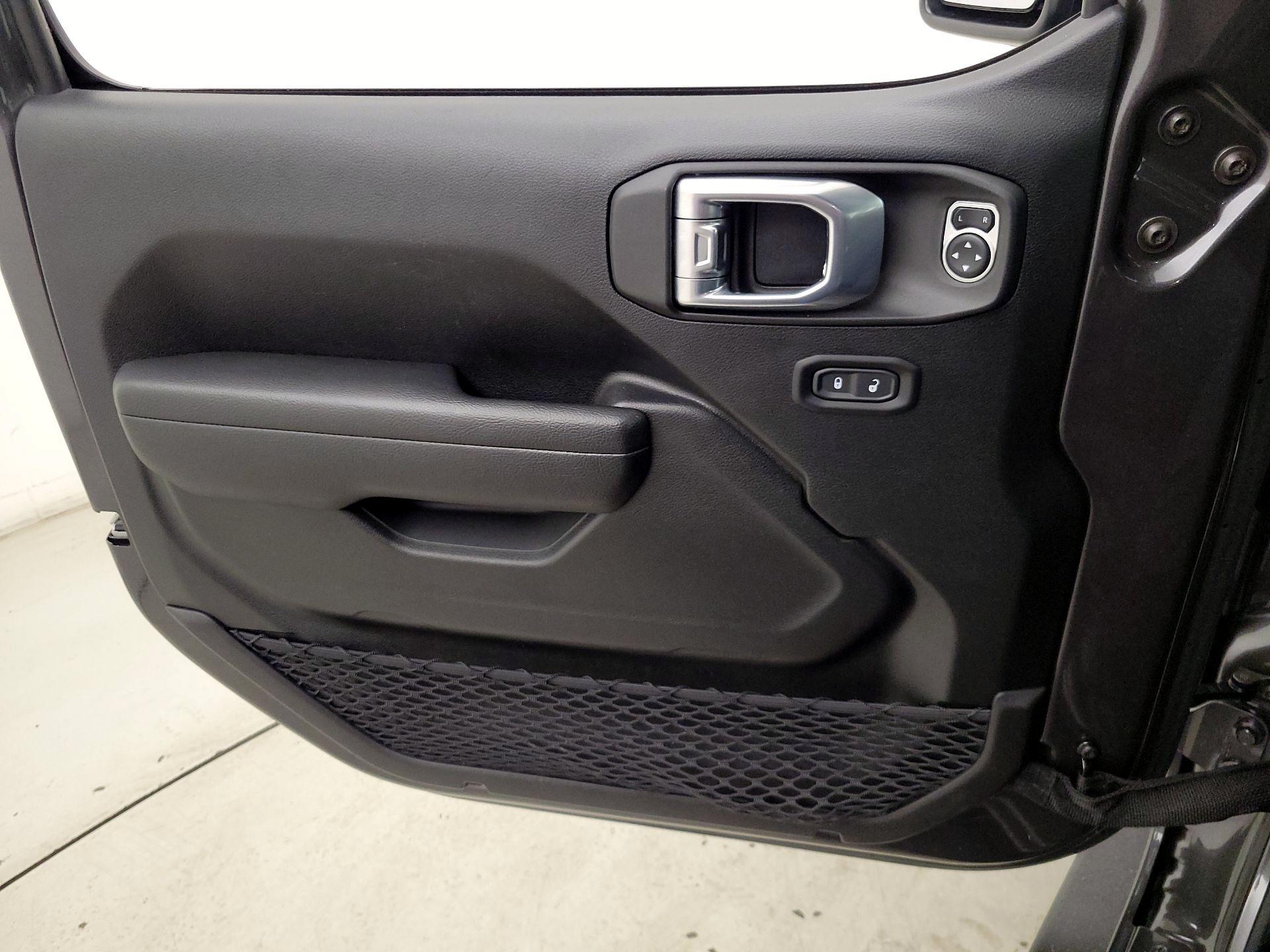 Thumbnail: 2023 Jeep Wrangler - 12