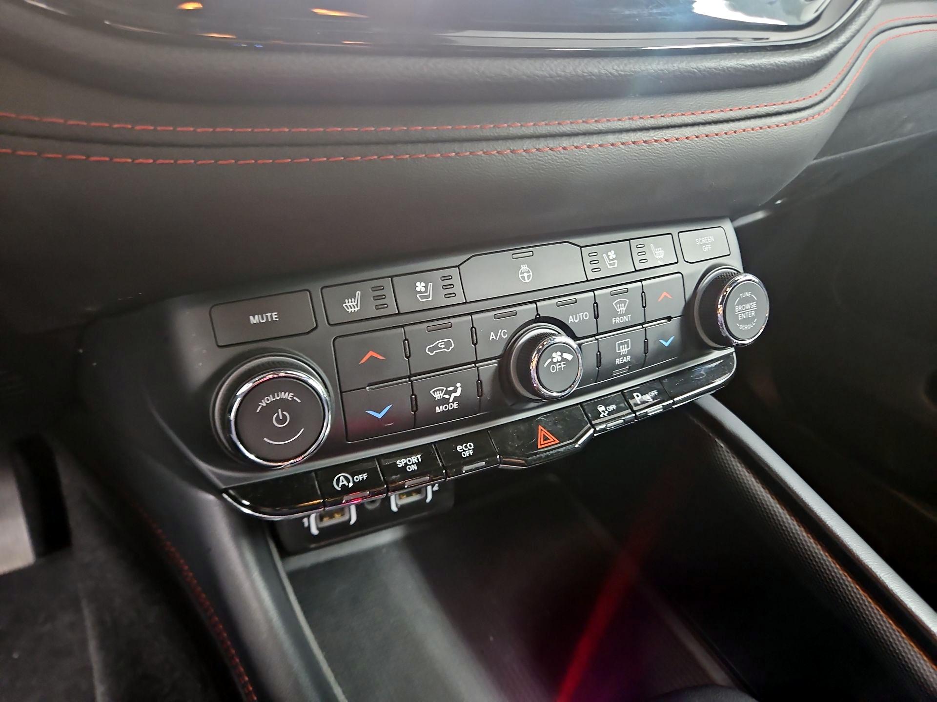 Thumbnail: 2023 Dodge Durango - 17