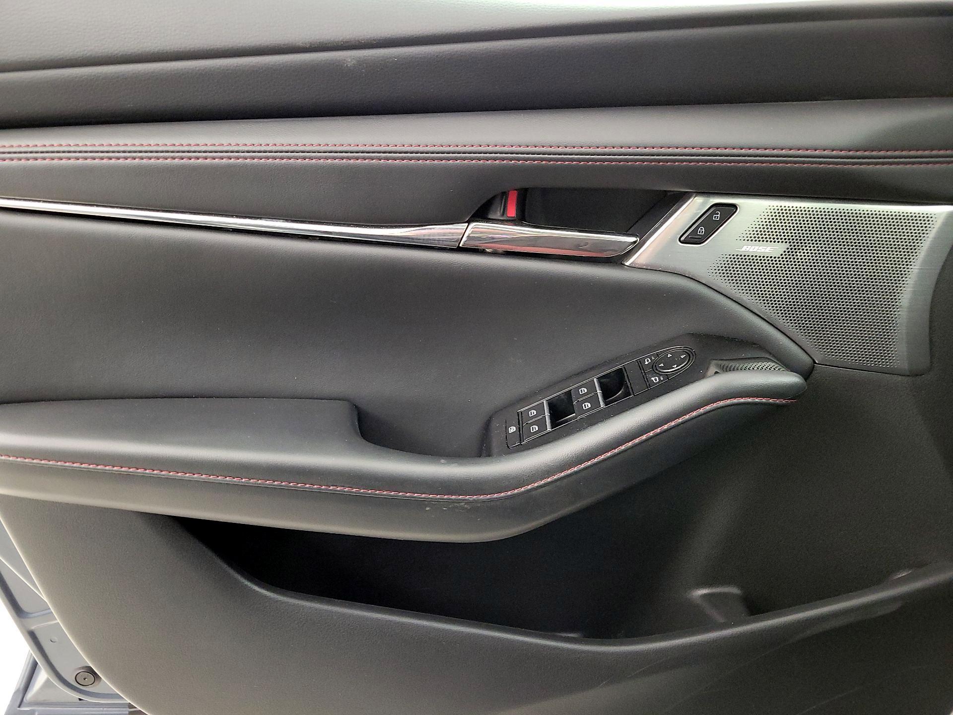 Thumbnail: 2022 Mazda Mazda3 - 12