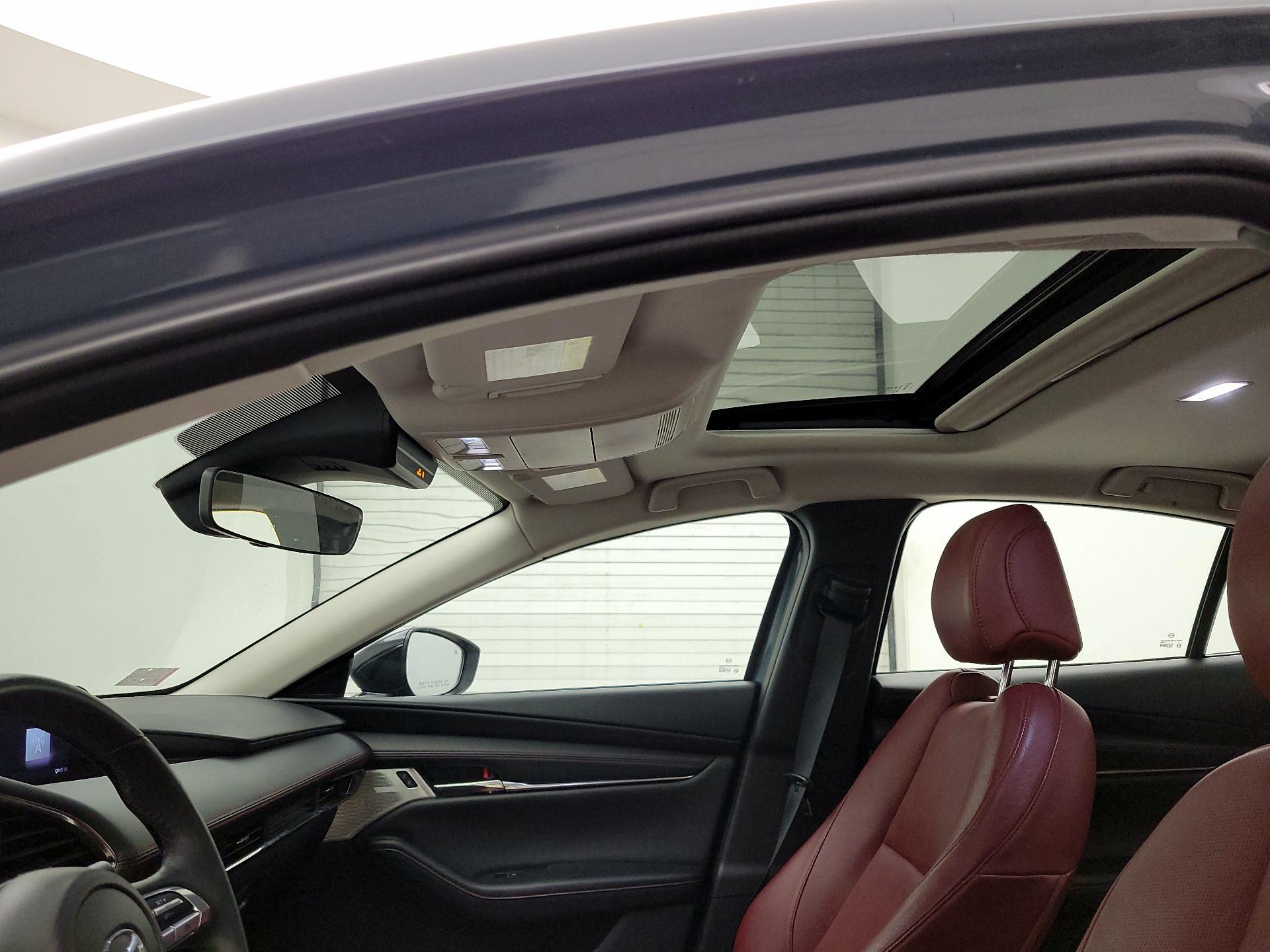 Thumbnail: 2022 Mazda Mazda3 - 18