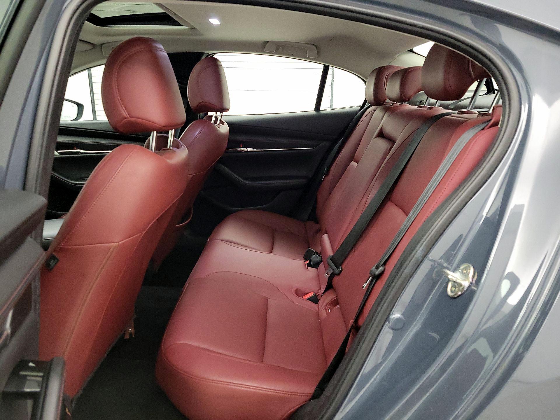 Thumbnail: 2022 Mazda Mazda3 - 19