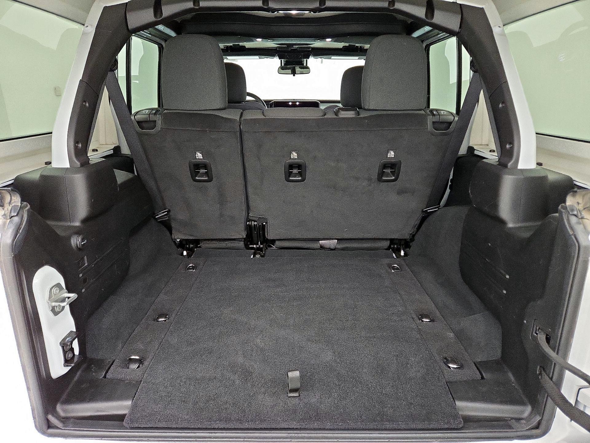 Thumbnail: 2024 Jeep Wrangler - 20