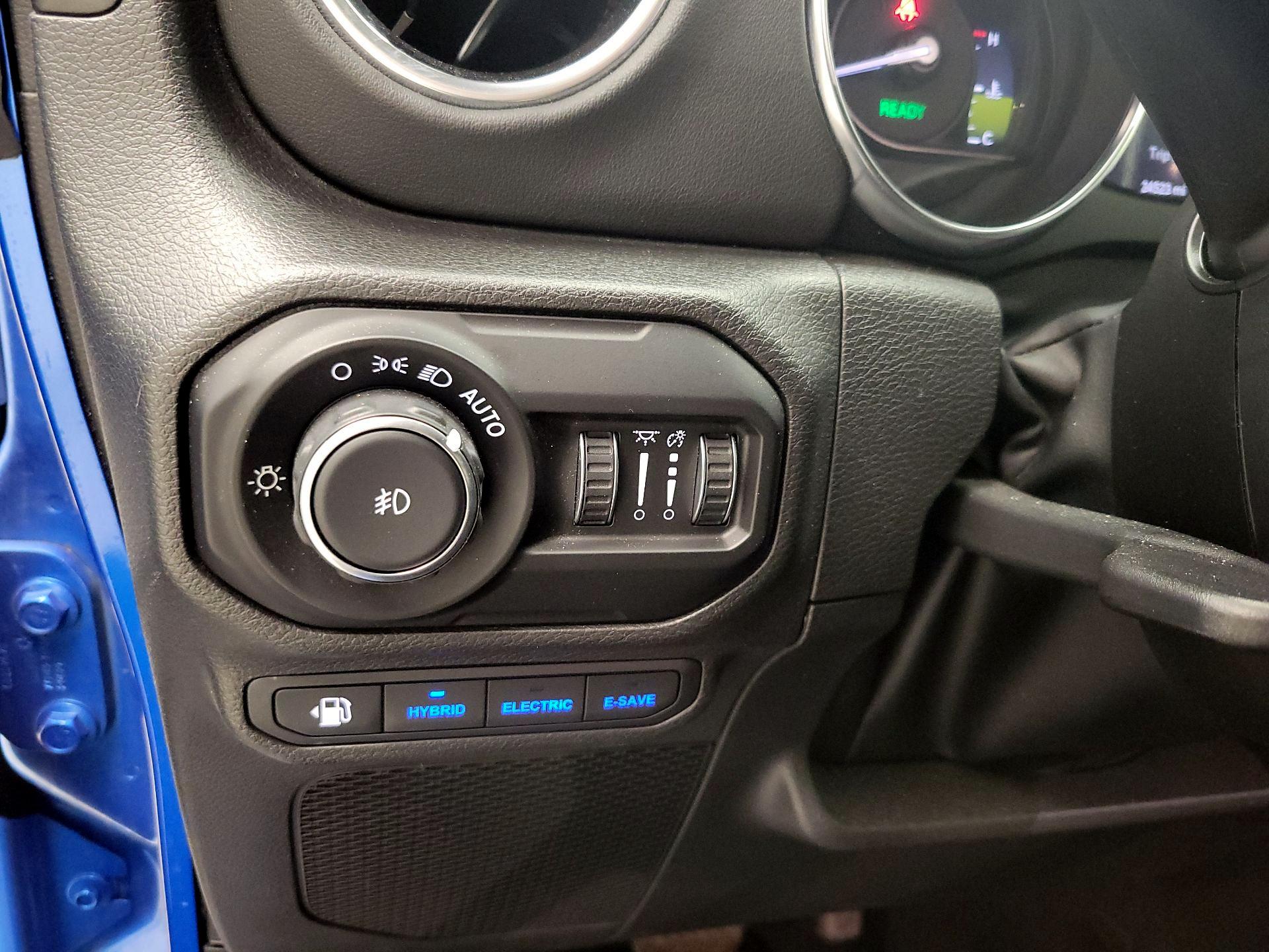 Thumbnail: 2022 Jeep Wrangler - 11