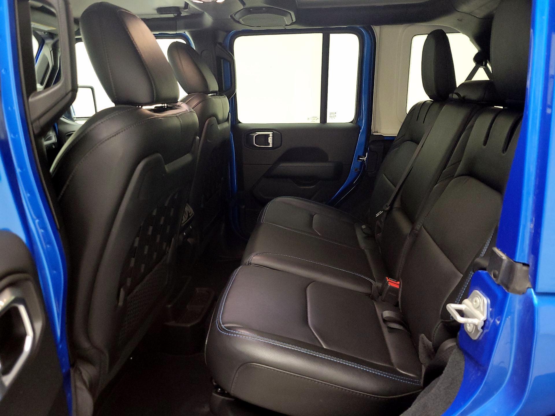 Thumbnail: 2022 Jeep Wrangler - 18