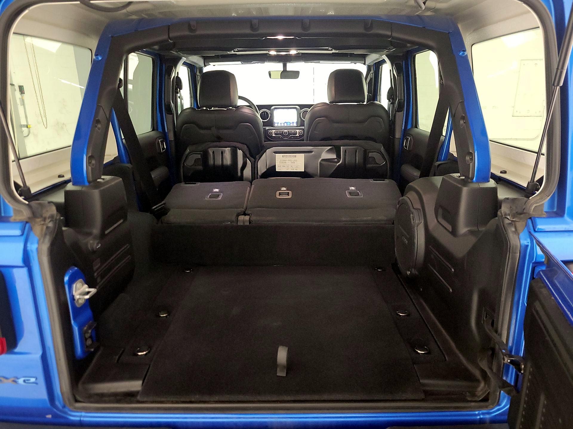 Thumbnail: 2022 Jeep Wrangler - 20