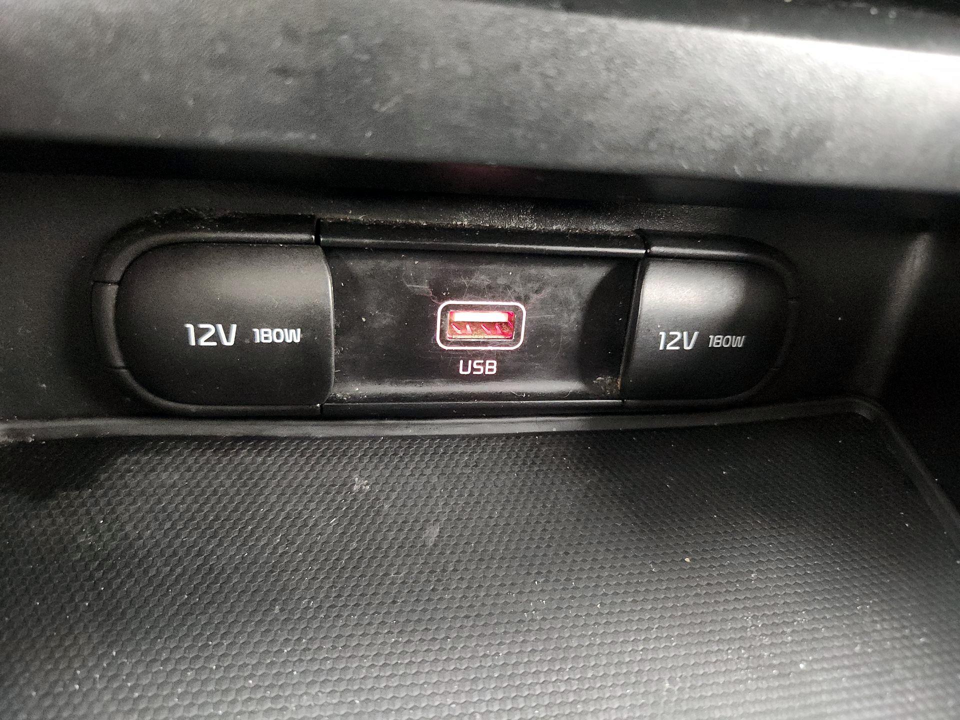 Thumbnail: 2021 Kia Soul - 18