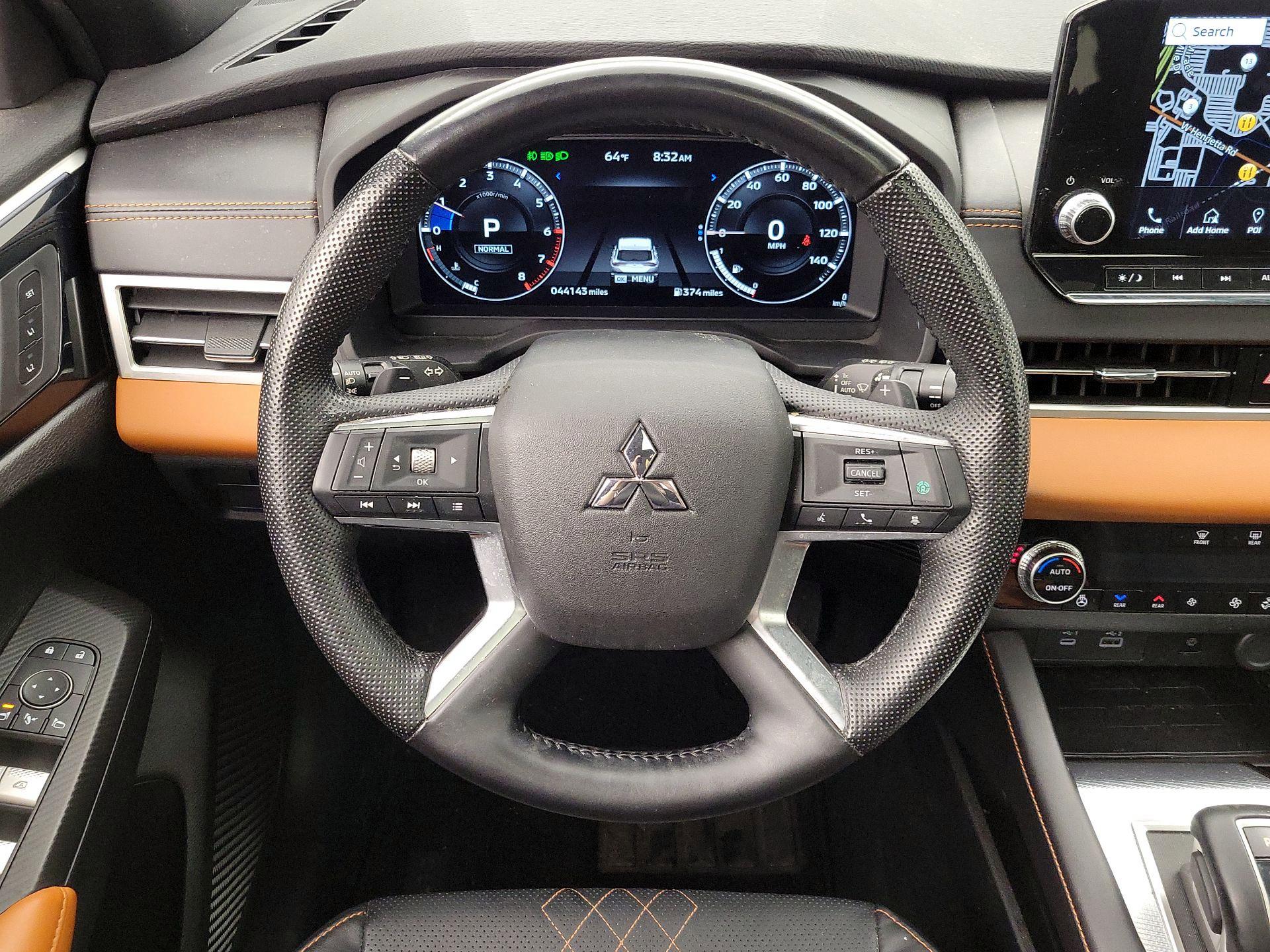 Thumbnail: 2022 Mitsubishi Outlander - 10