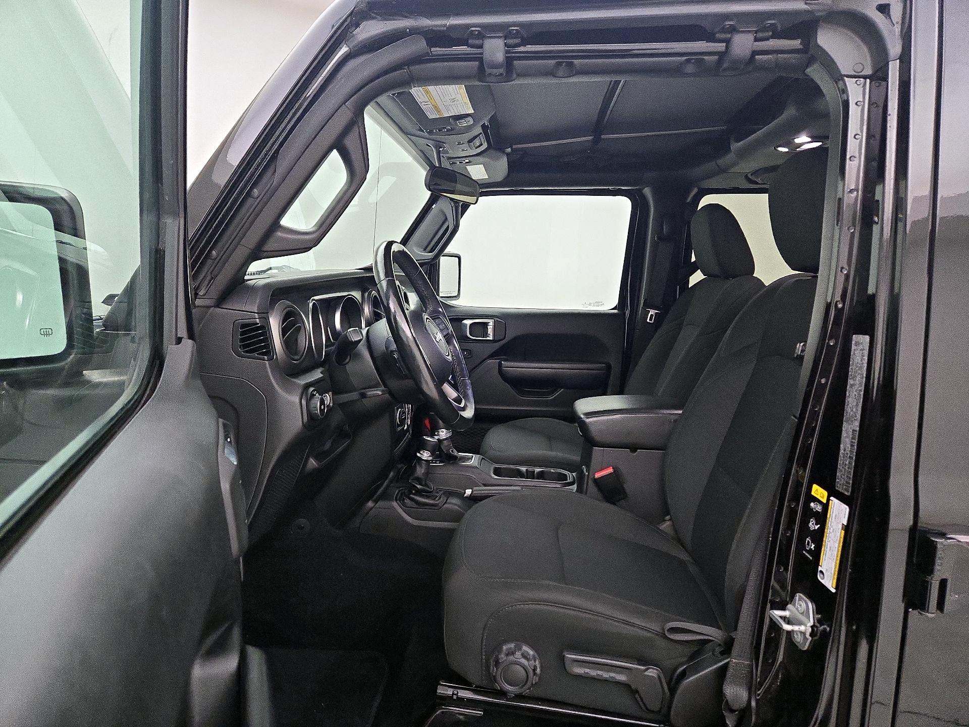 Thumbnail: 2021 Jeep Wrangler - 11