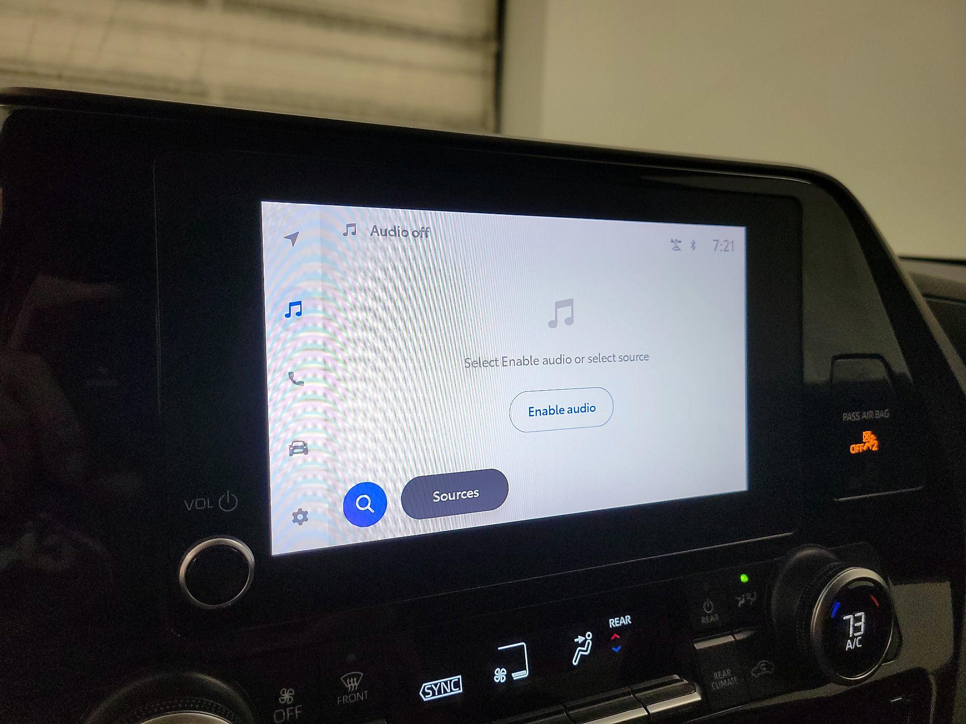 Thumbnail: 2023 Toyota Highlander - 15