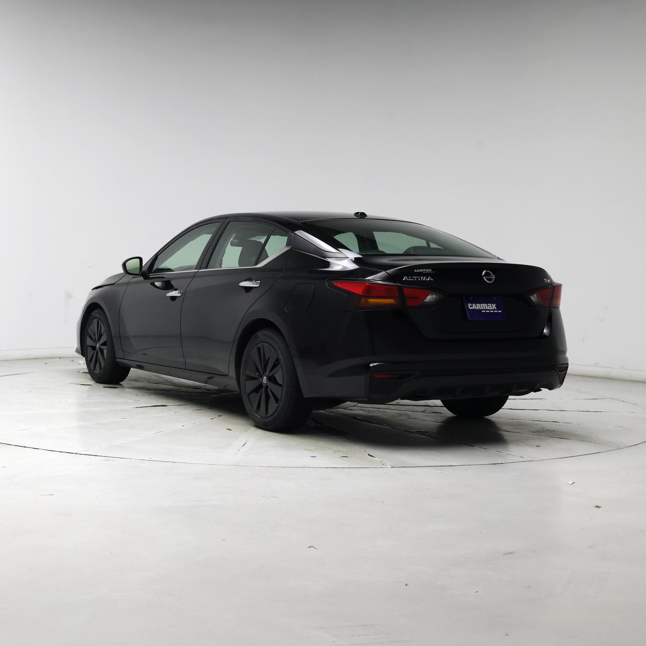 Thumbnail: 2022 Nissan Altima - 2