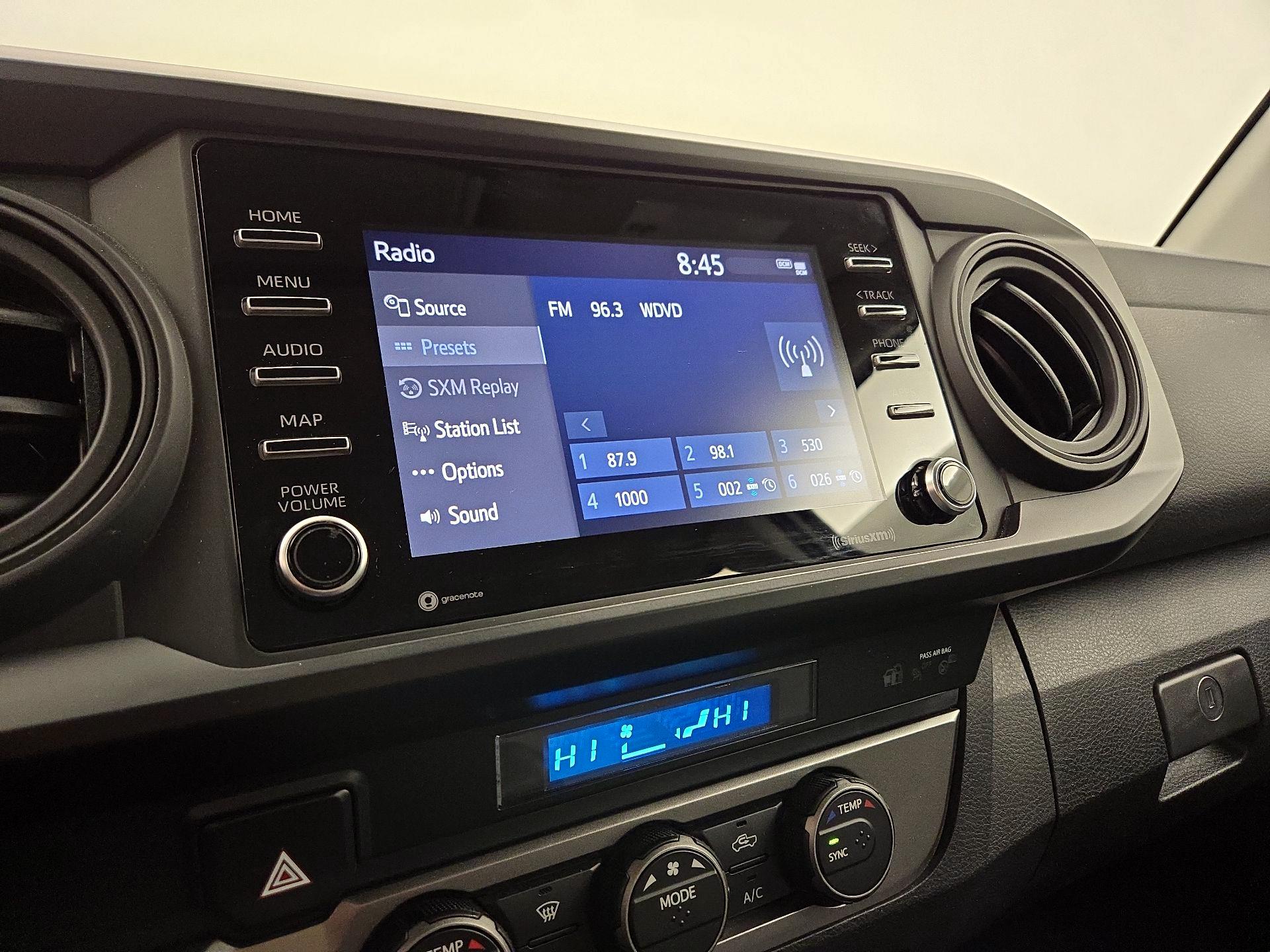 Thumbnail: 2022 Toyota Tacoma - 15