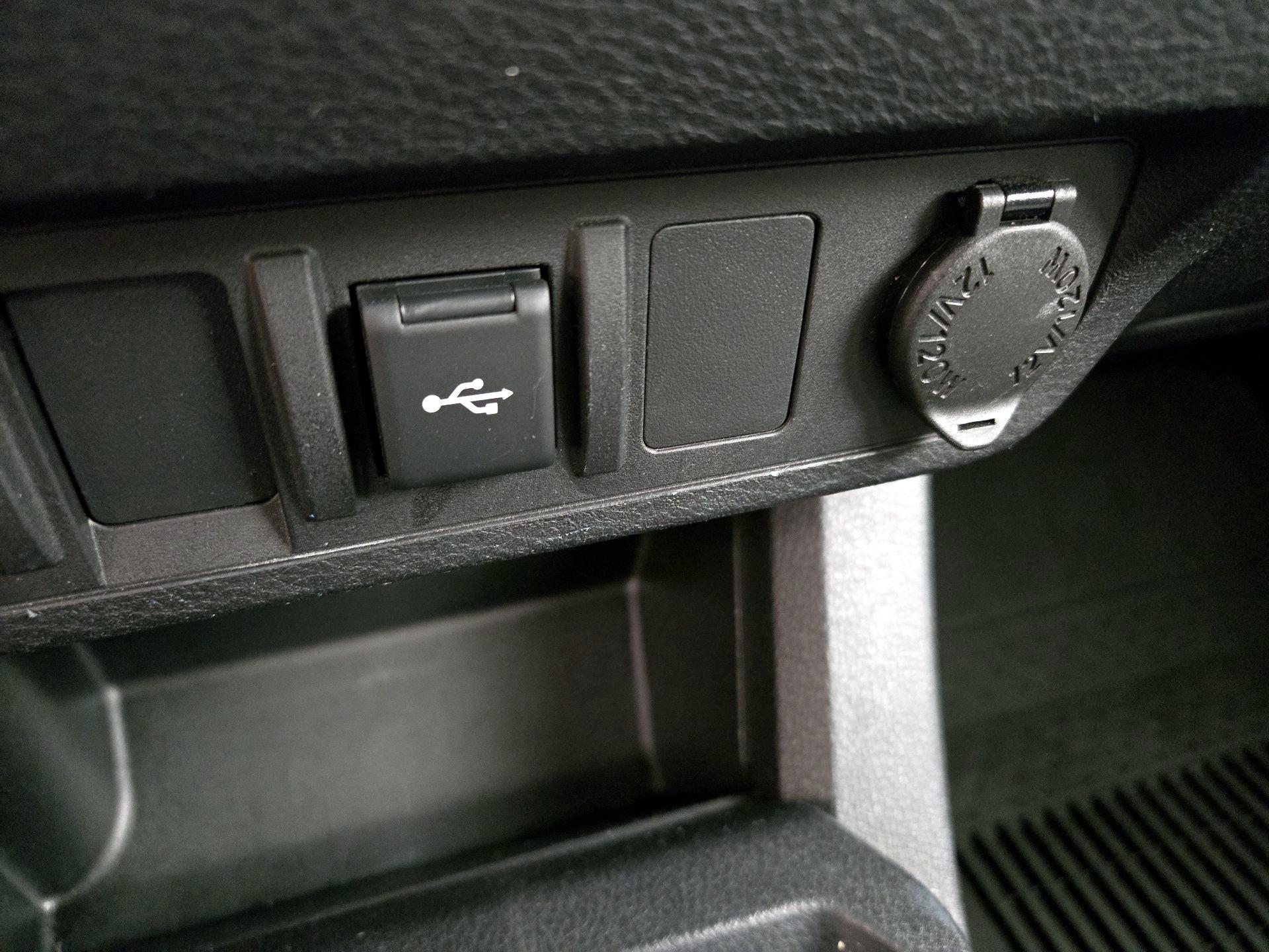 Thumbnail: 2022 Toyota Tacoma - 18