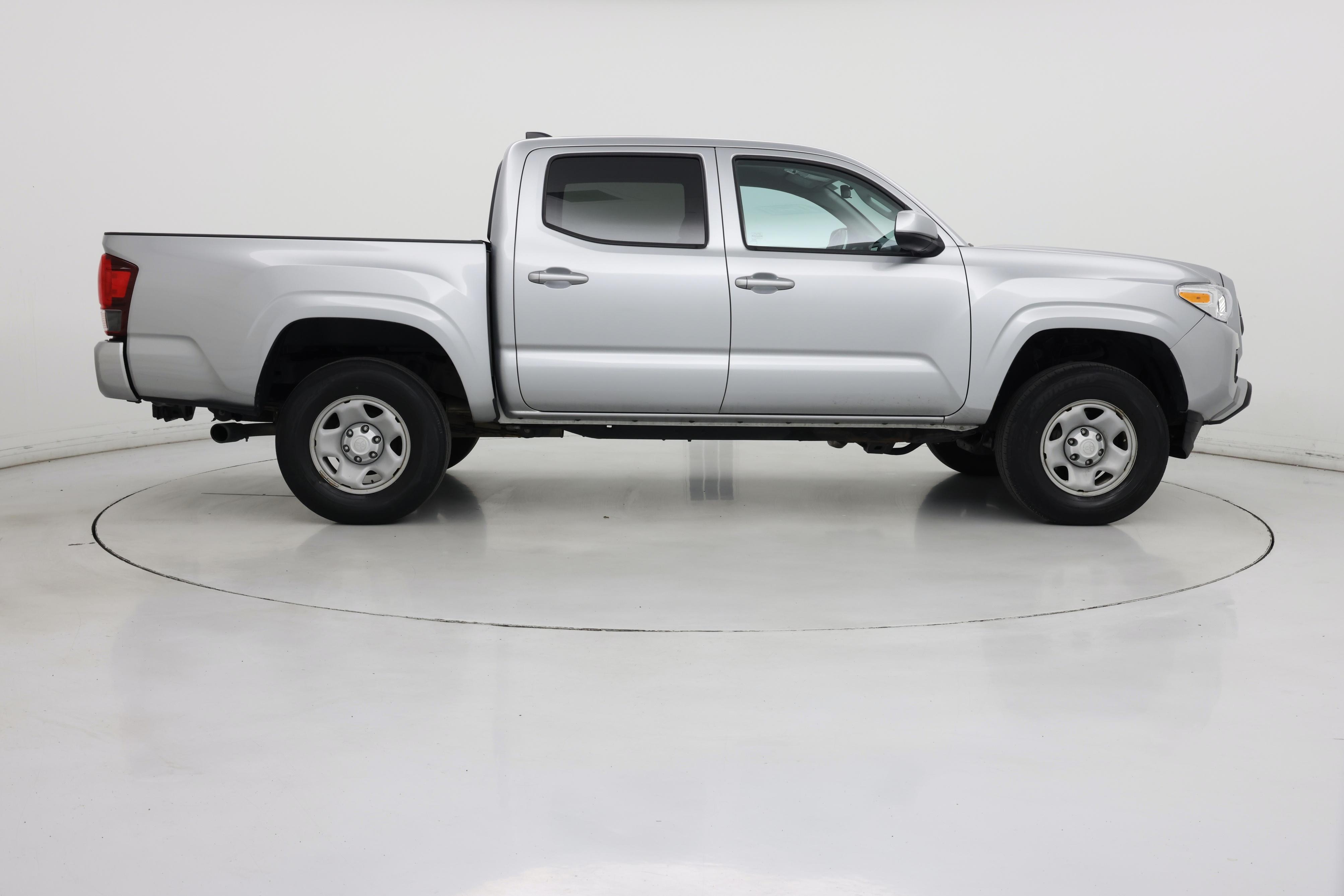 Thumbnail: 2022 Toyota Tacoma - 7