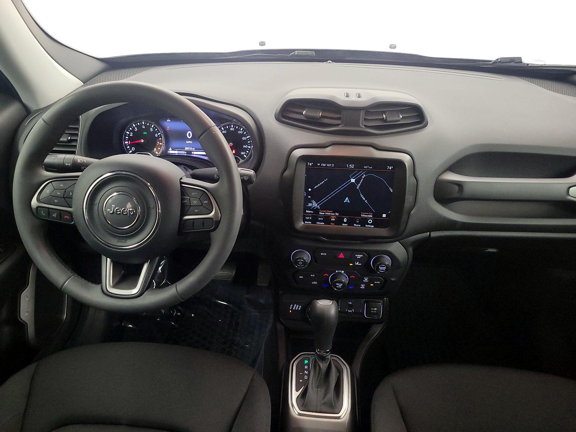 Thumbnail: 2022 Jeep Renegade - 9