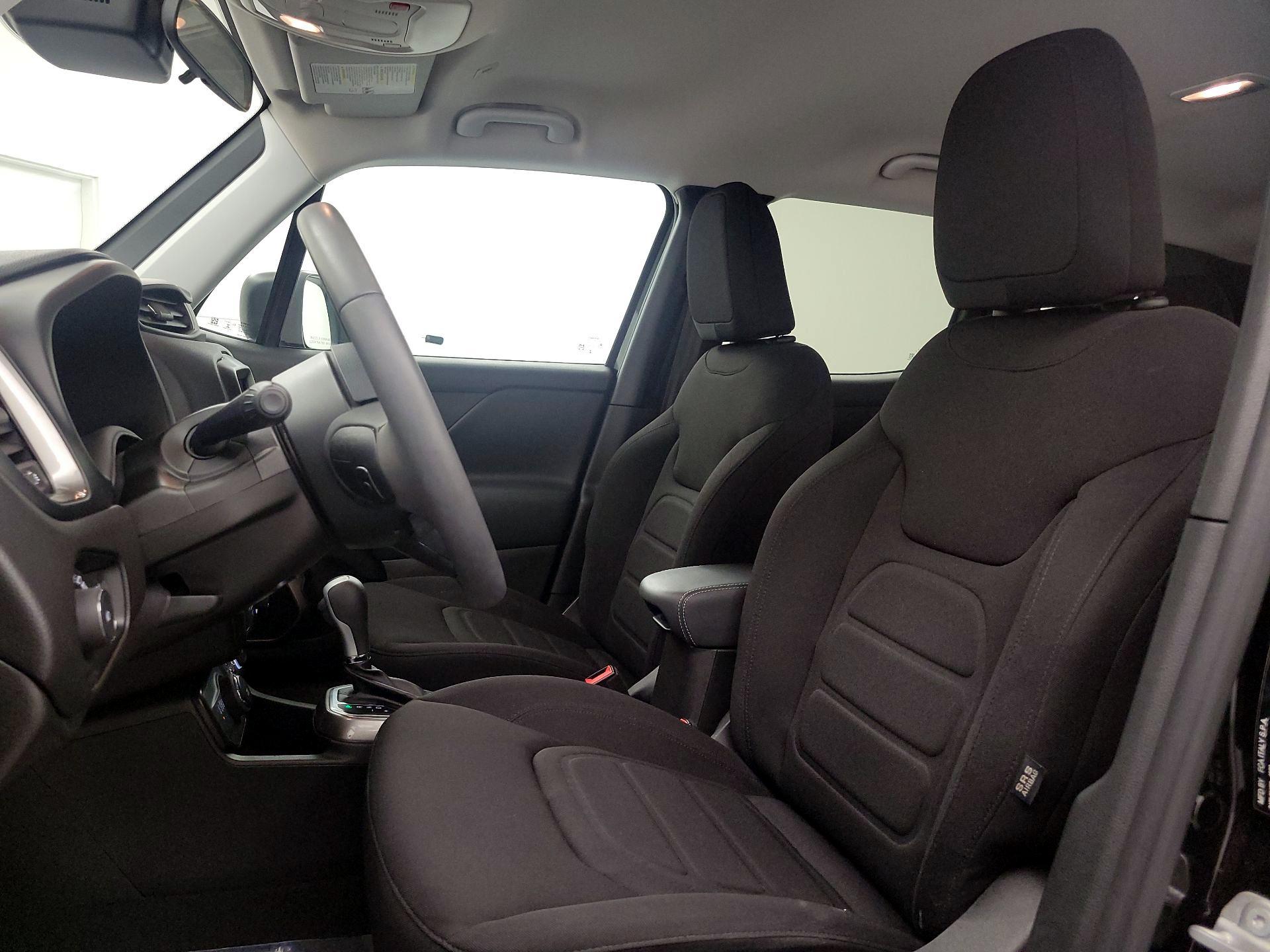 Thumbnail: 2022 Jeep Renegade - 11