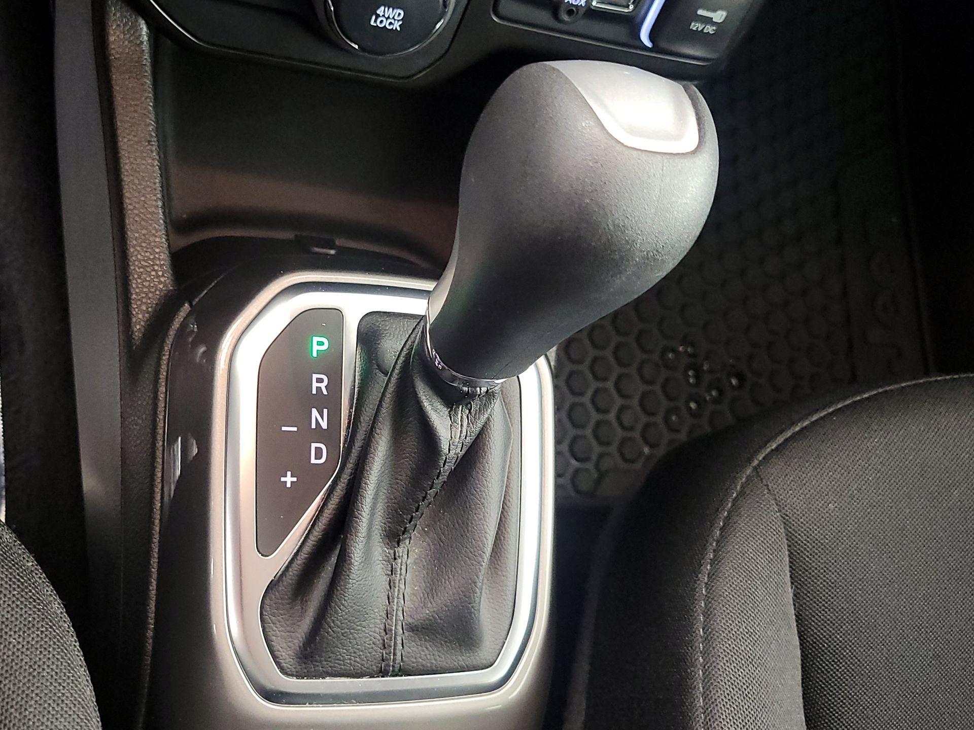 Thumbnail: 2022 Jeep Renegade - 18