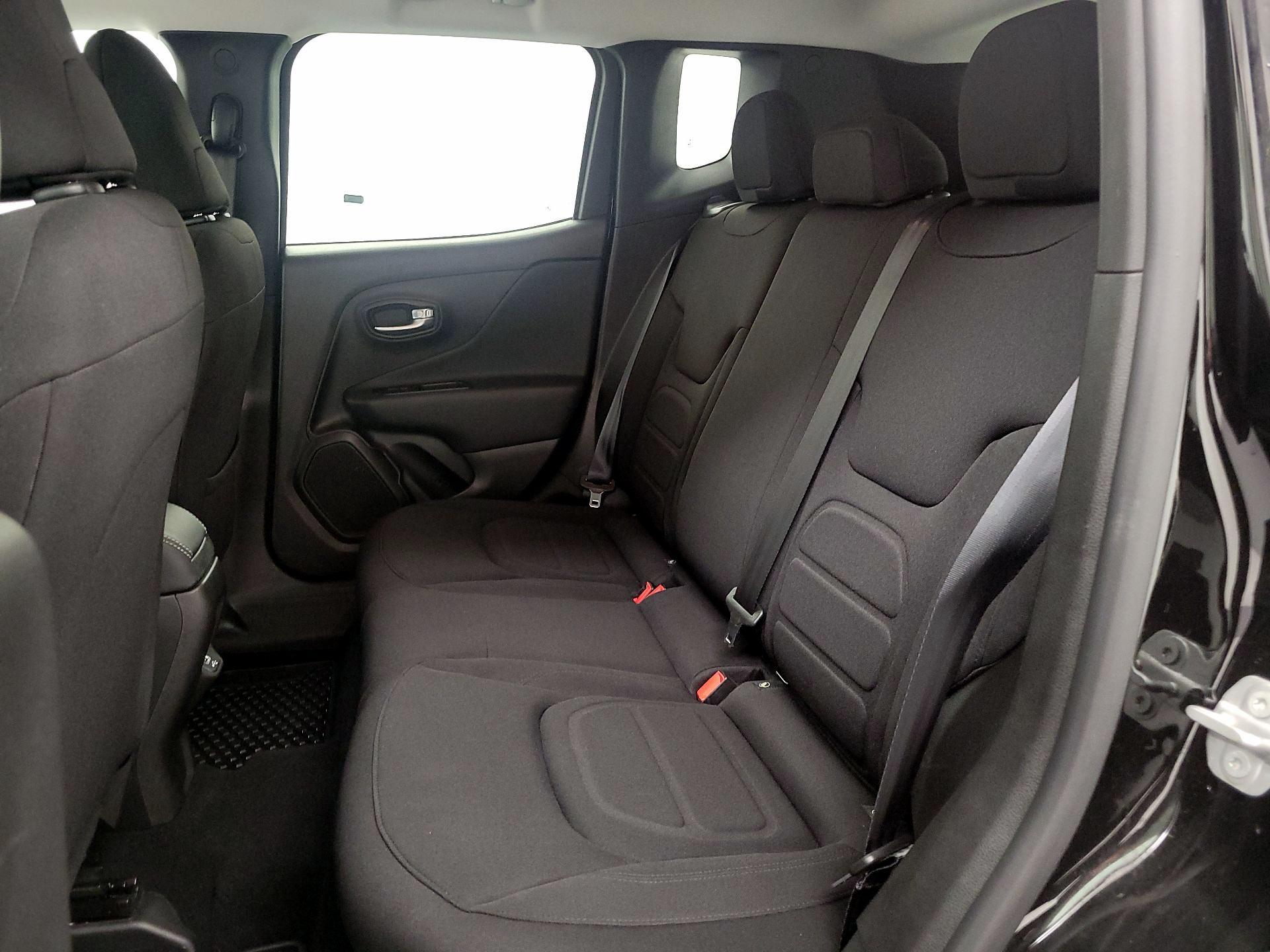 Thumbnail: 2022 Jeep Renegade - 20