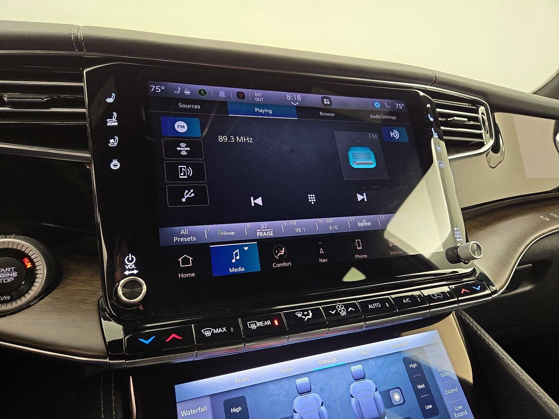 Thumbnail: 2022 Jeep Grand Wagoneer - 16