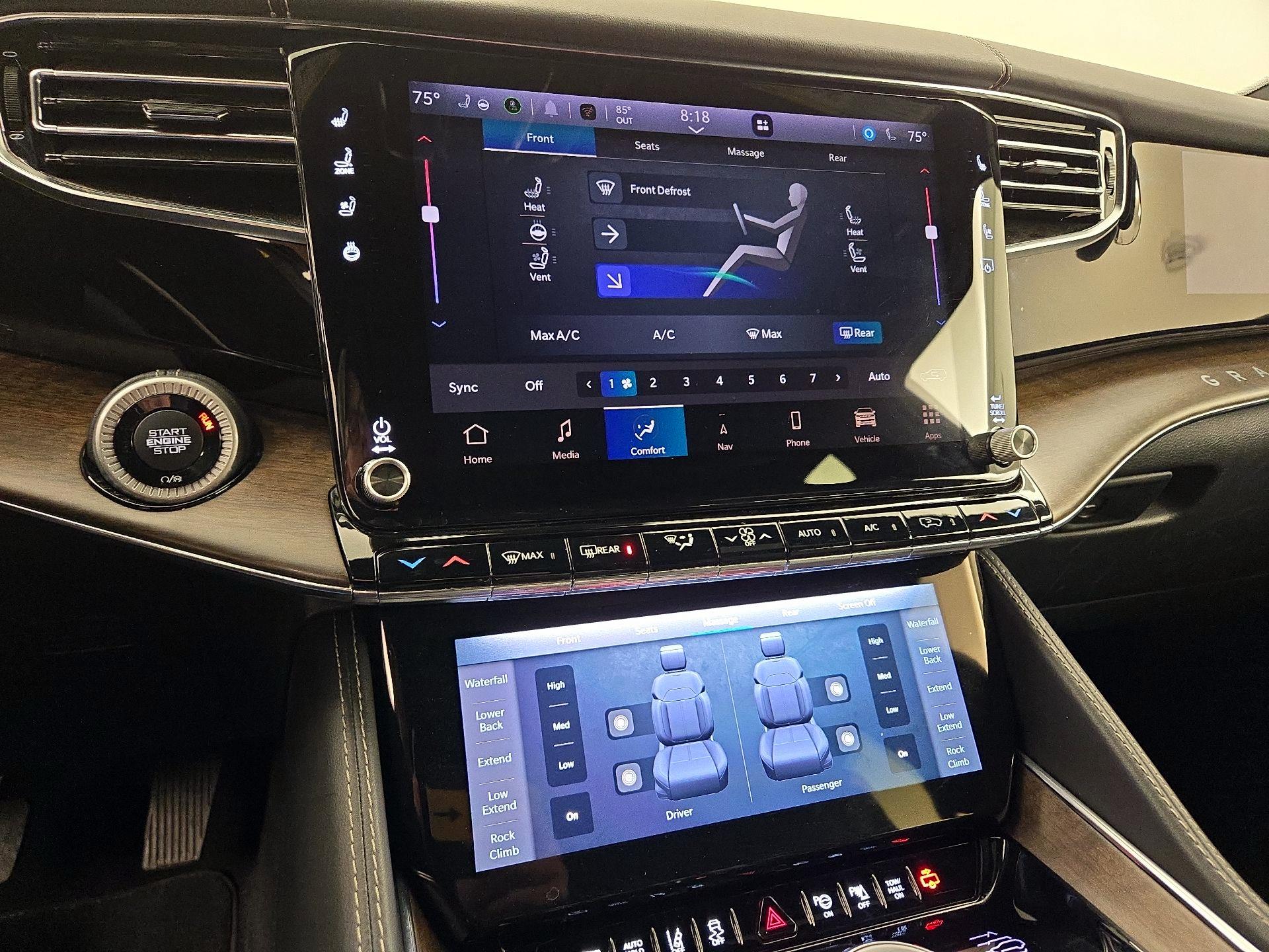 Thumbnail: 2022 Jeep Grand Wagoneer - 17