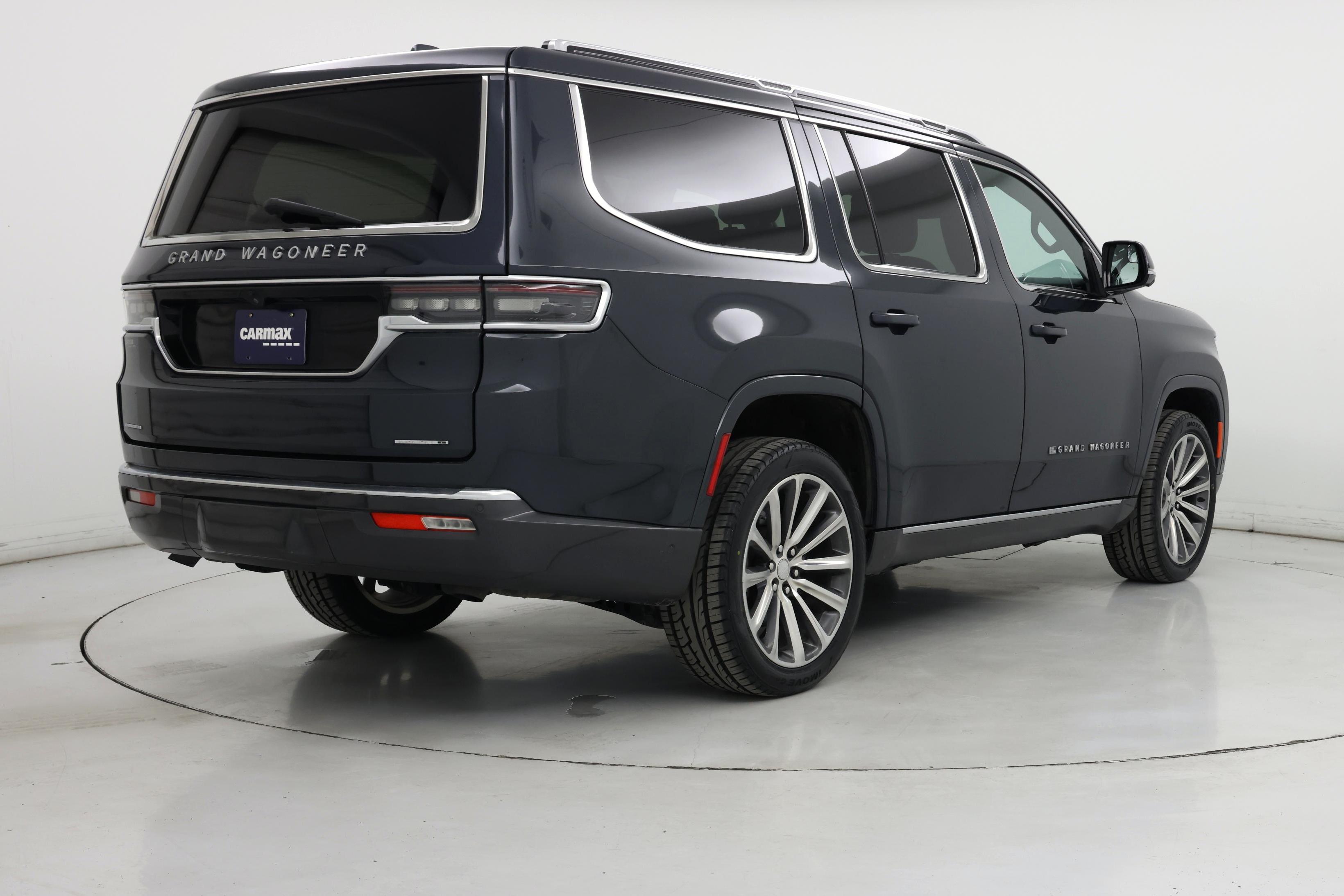 Thumbnail: 2022 Jeep Grand Wagoneer - 8