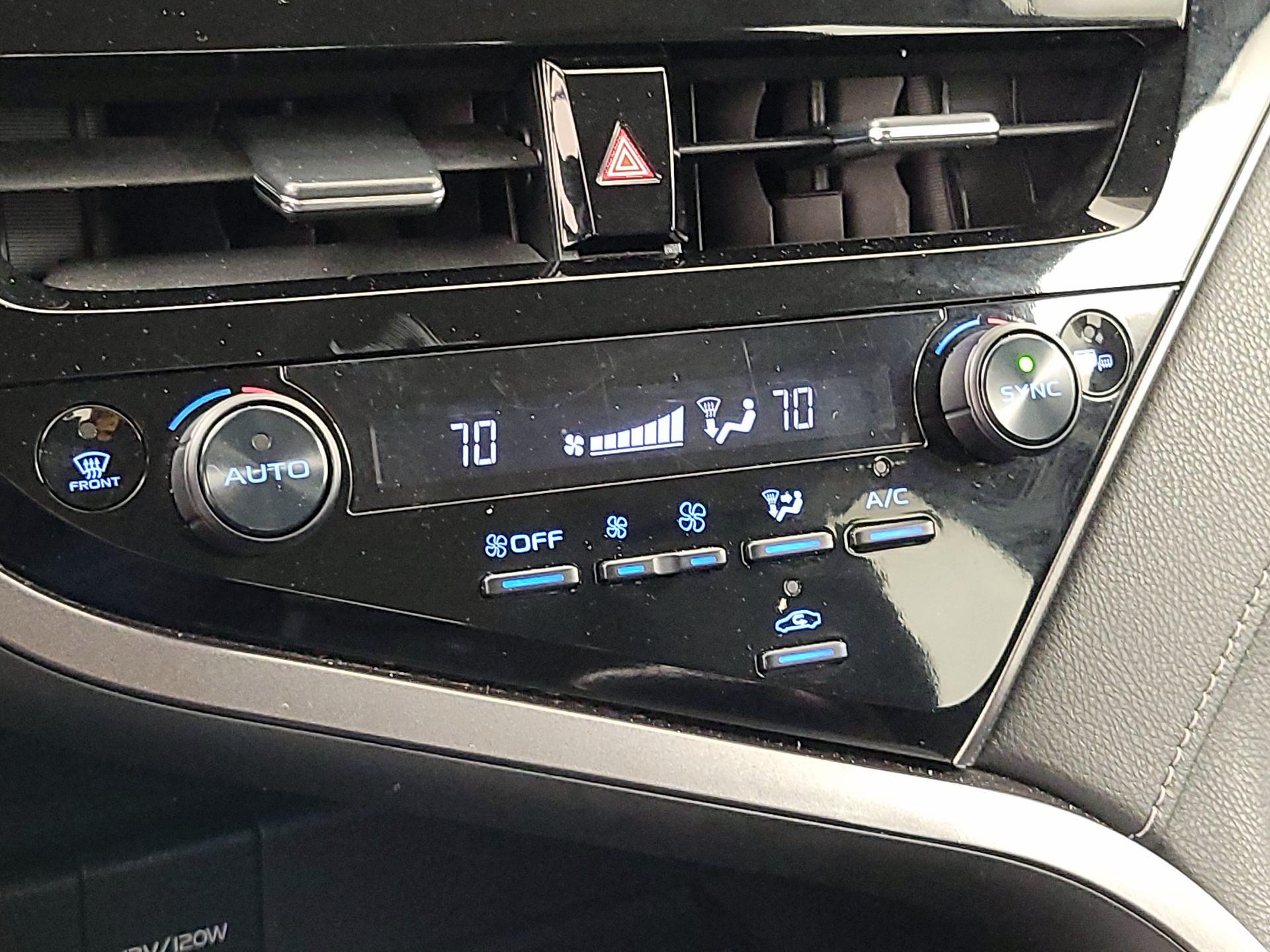 Thumbnail: 2023 Toyota Camry - 16