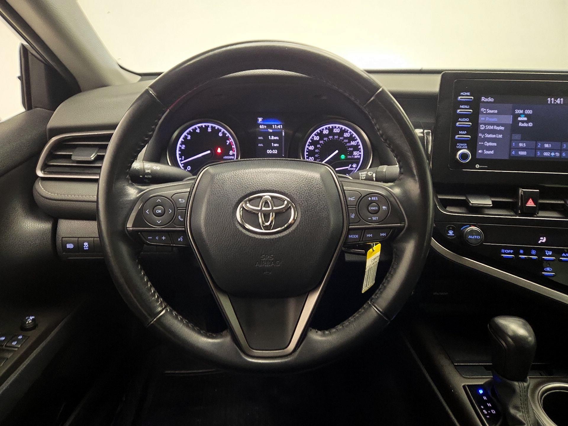 Thumbnail: 2022 Toyota Camry - 10