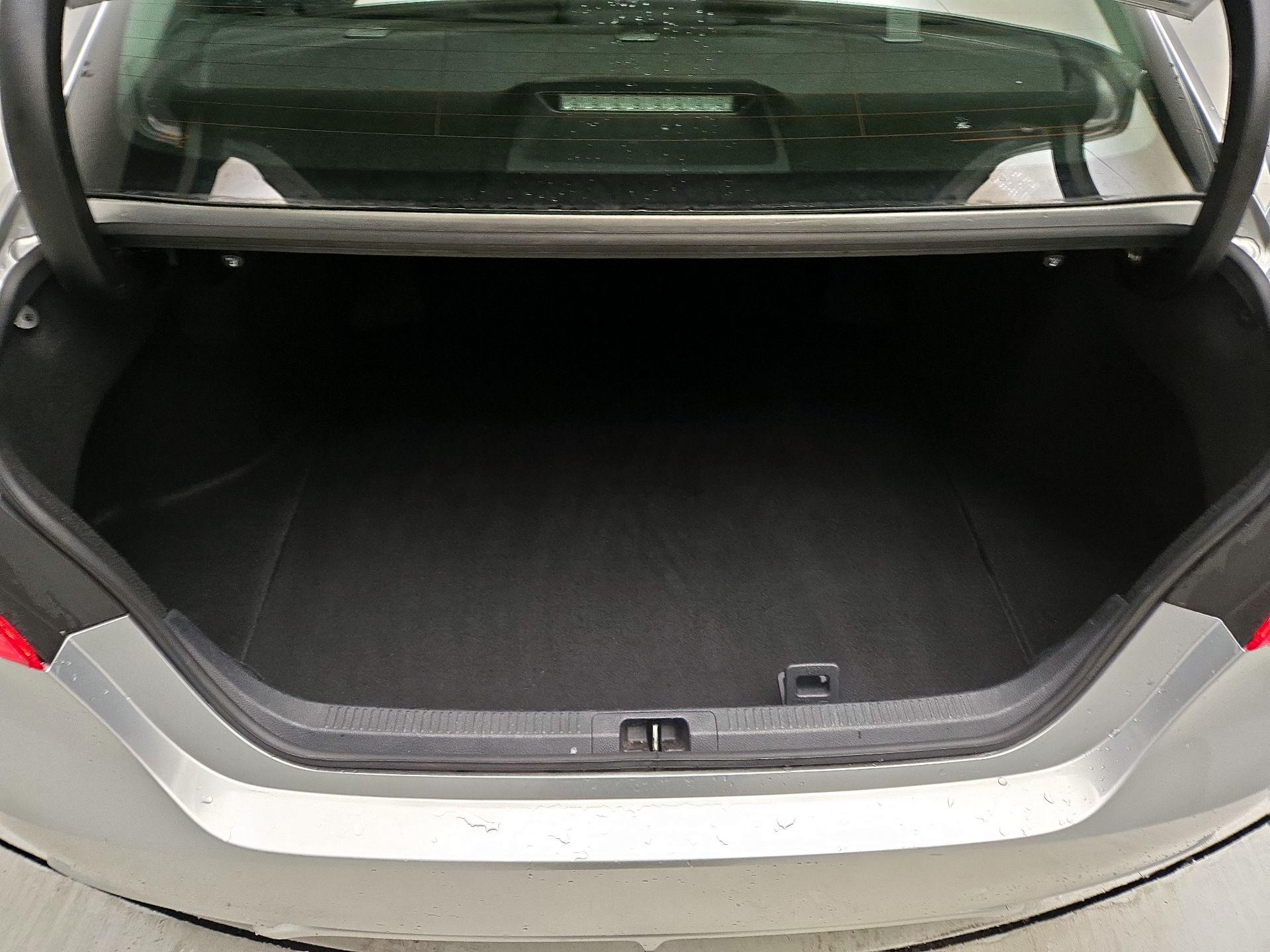 Thumbnail: 2022 Toyota Camry - 20