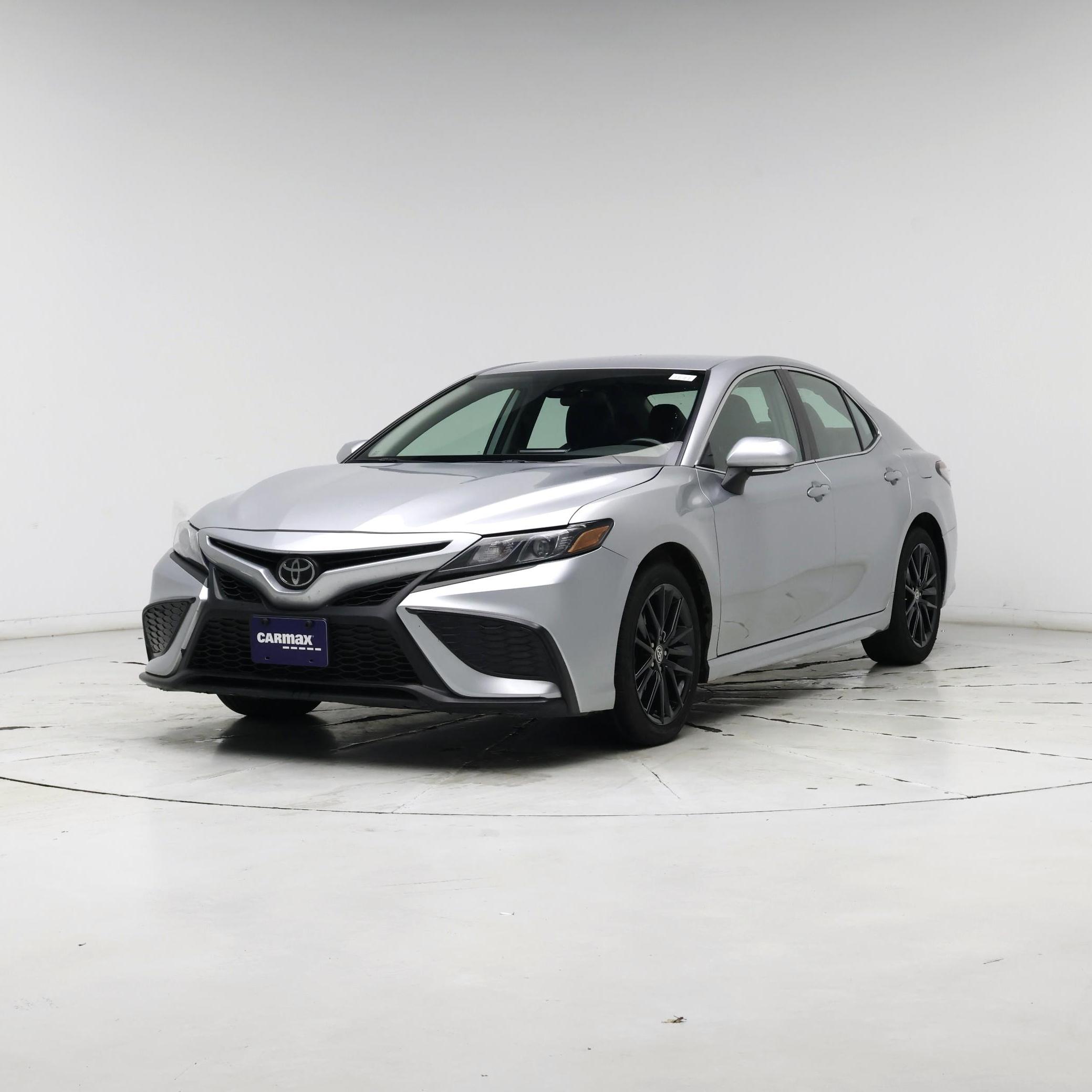 Thumbnail: 2022 Toyota Camry - 4