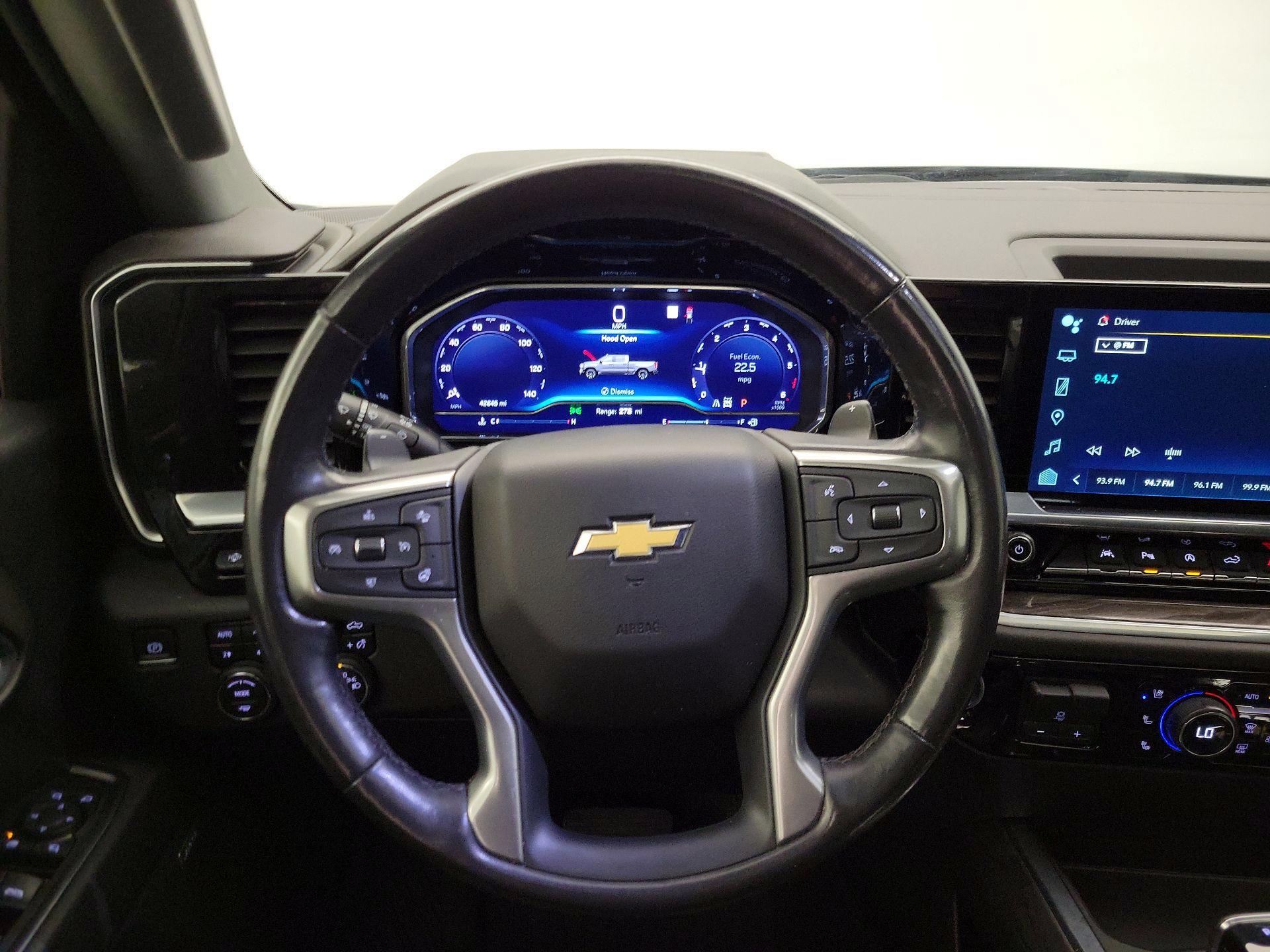 Thumbnail: 2022 Chevrolet Silverado 1500 - 10