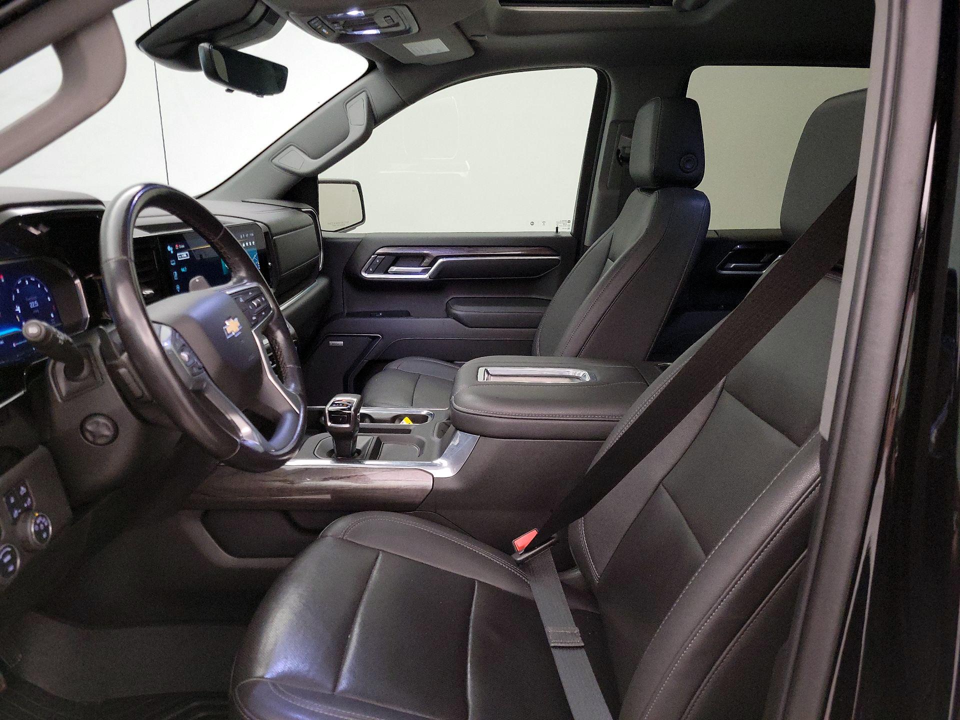 Thumbnail: 2022 Chevrolet Silverado 1500 - 11