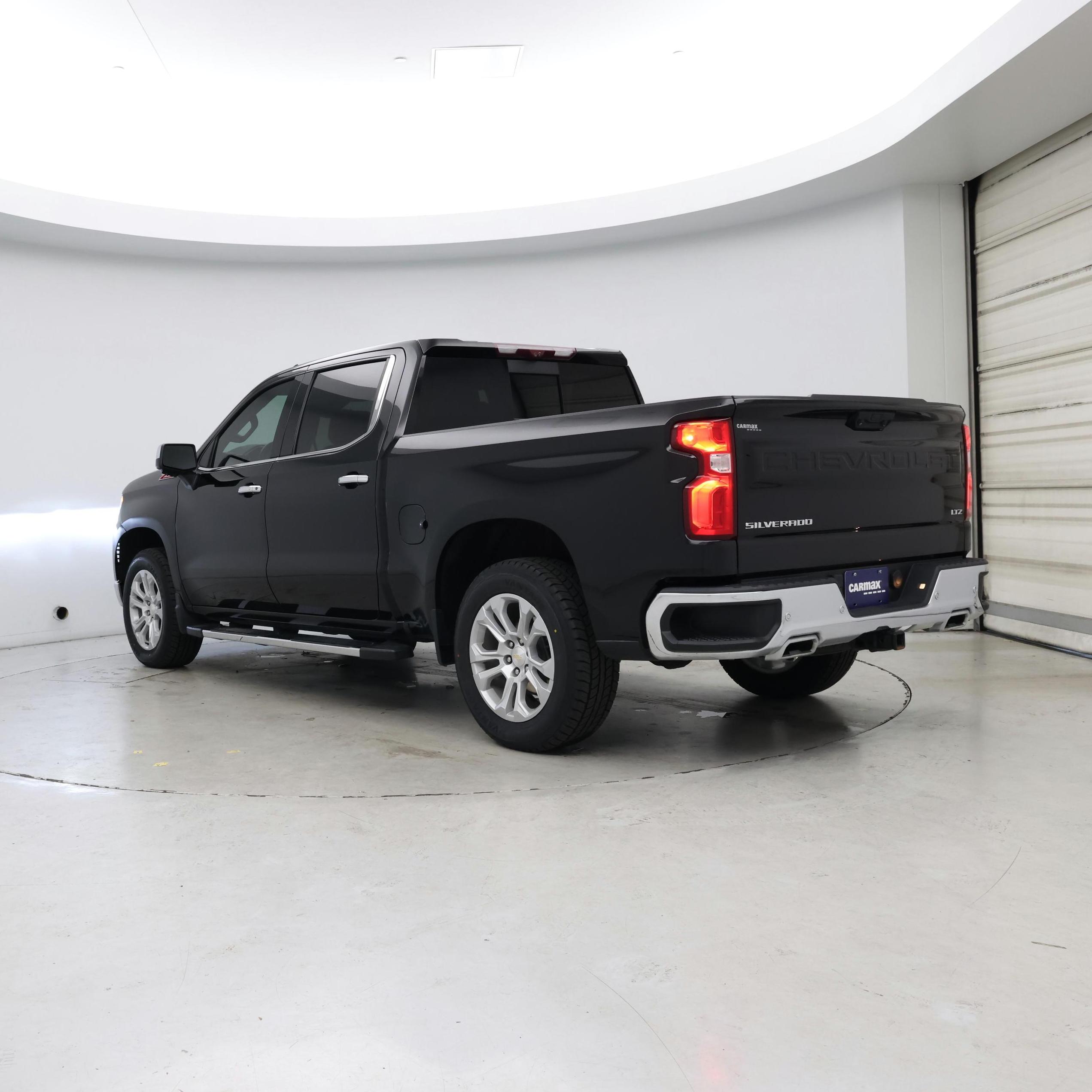 Thumbnail: 2022 Chevrolet Silverado 1500 - 2