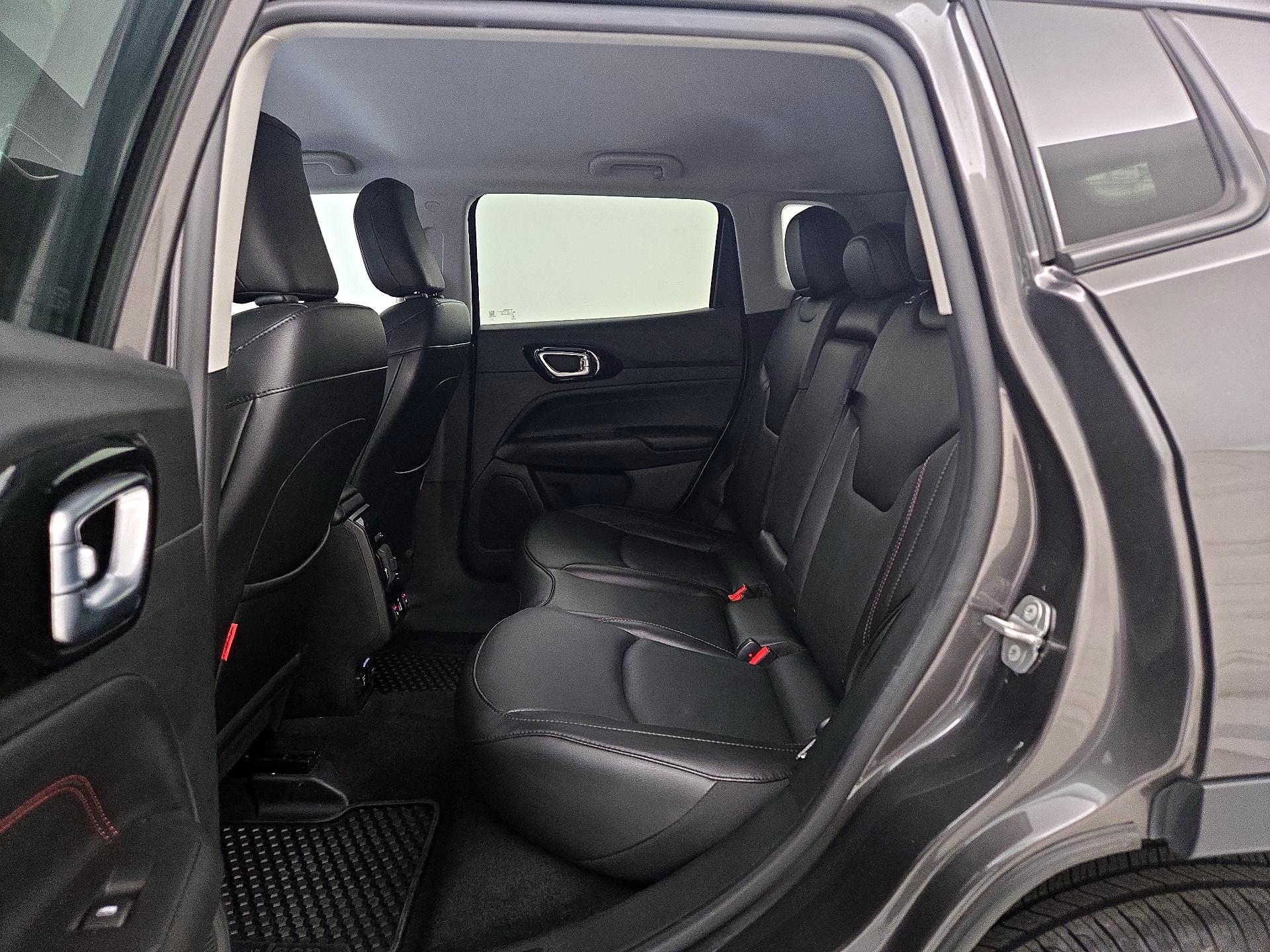 Thumbnail: 2022 Jeep Compass - 20