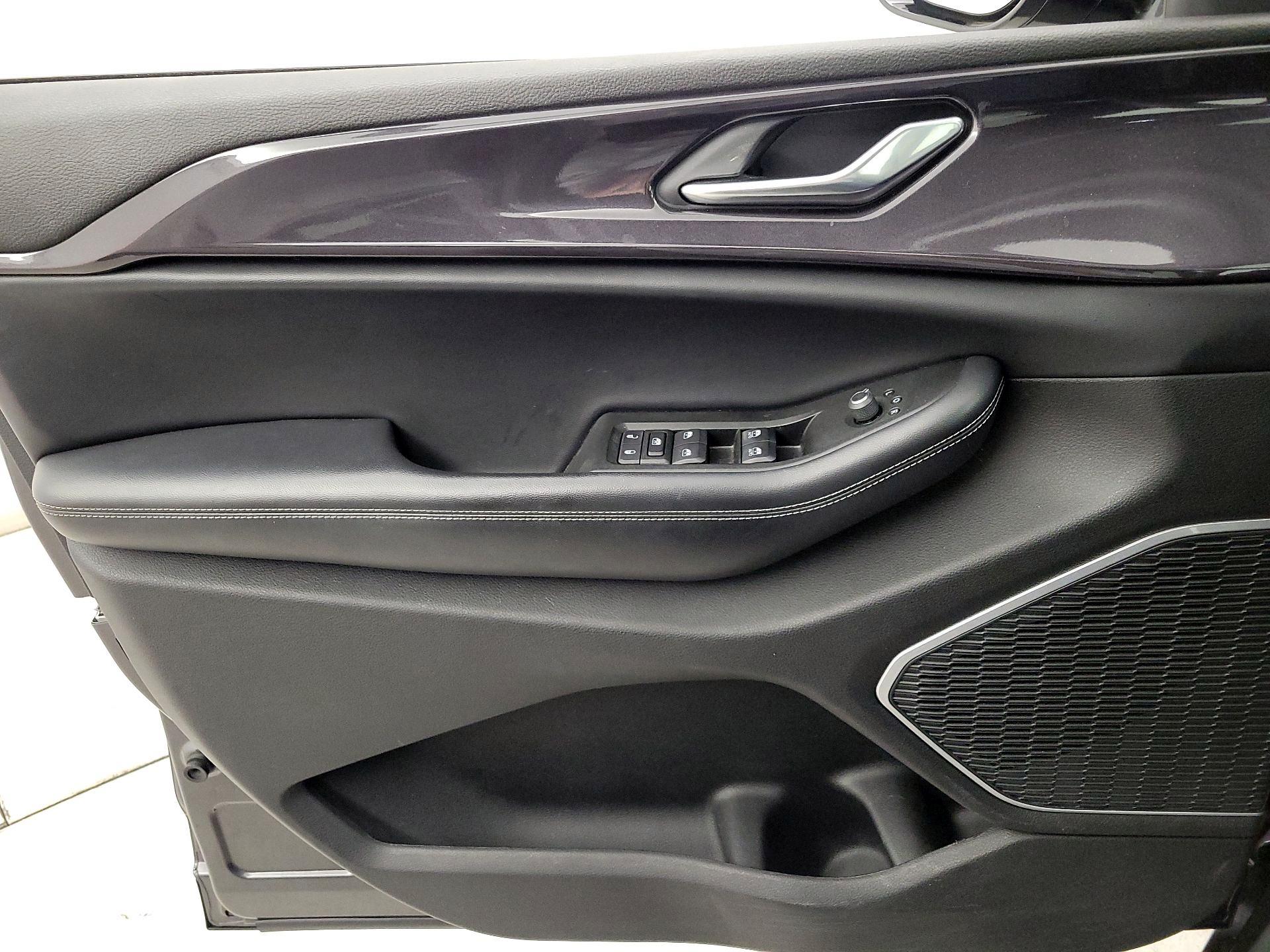 Thumbnail: 2021 Jeep Grand Cherokee L - 12