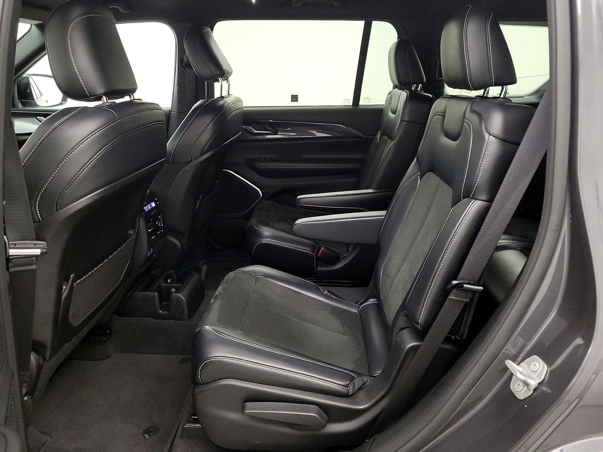 Thumbnail: 2021 Jeep Grand Cherokee L - 19