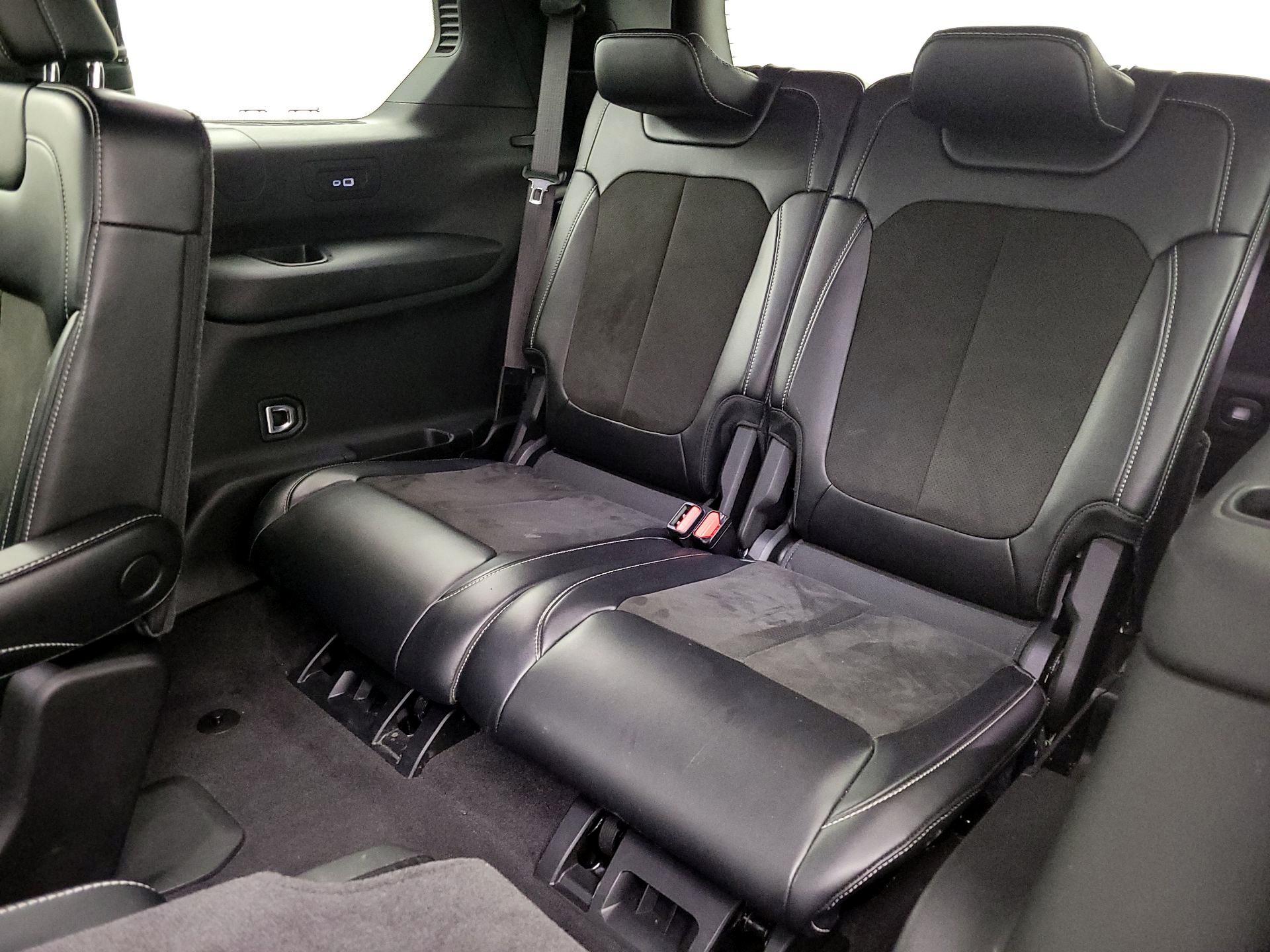 Thumbnail: 2021 Jeep Grand Cherokee L - 20