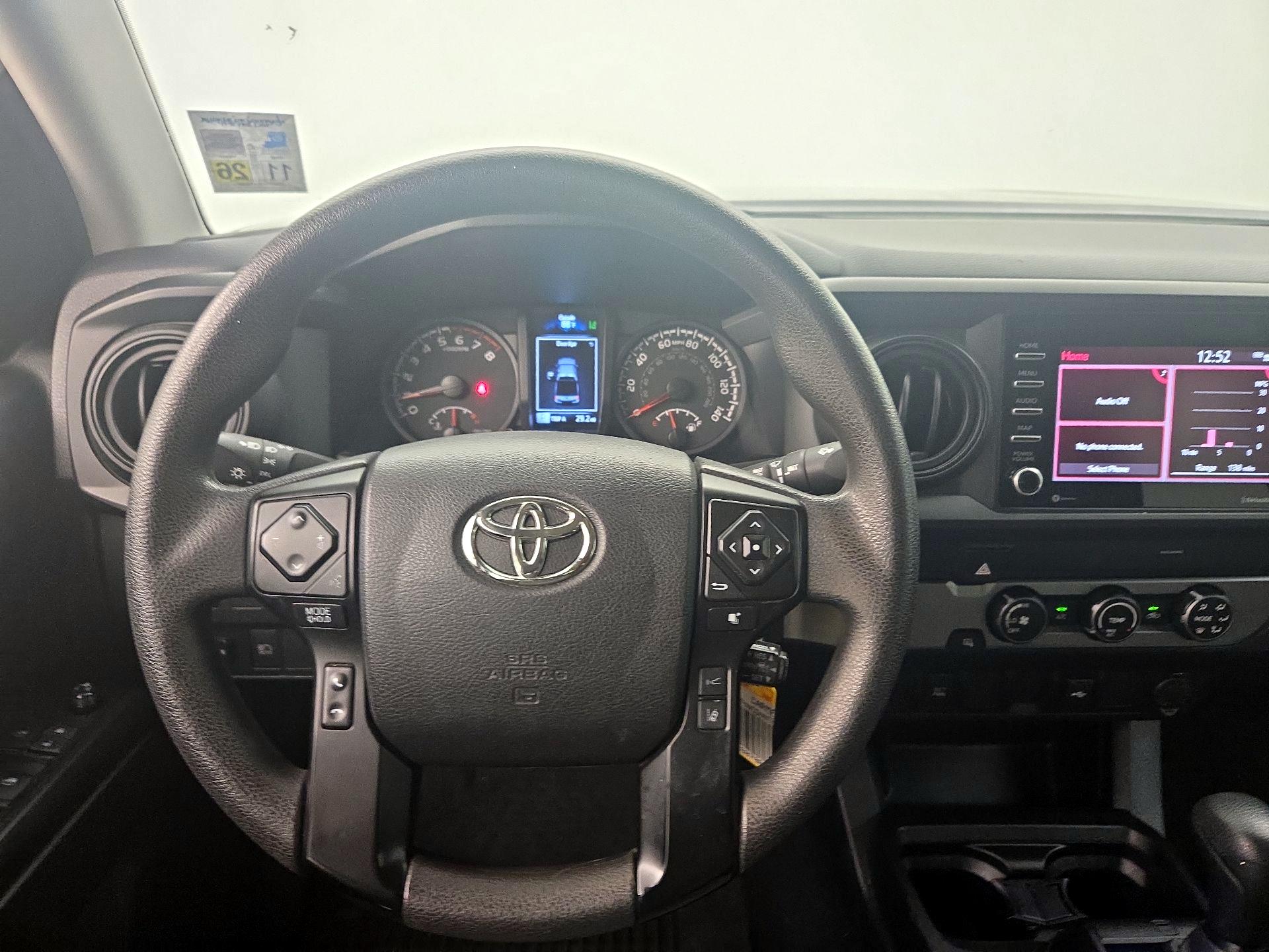 Thumbnail: 2022 Toyota Tacoma - 10