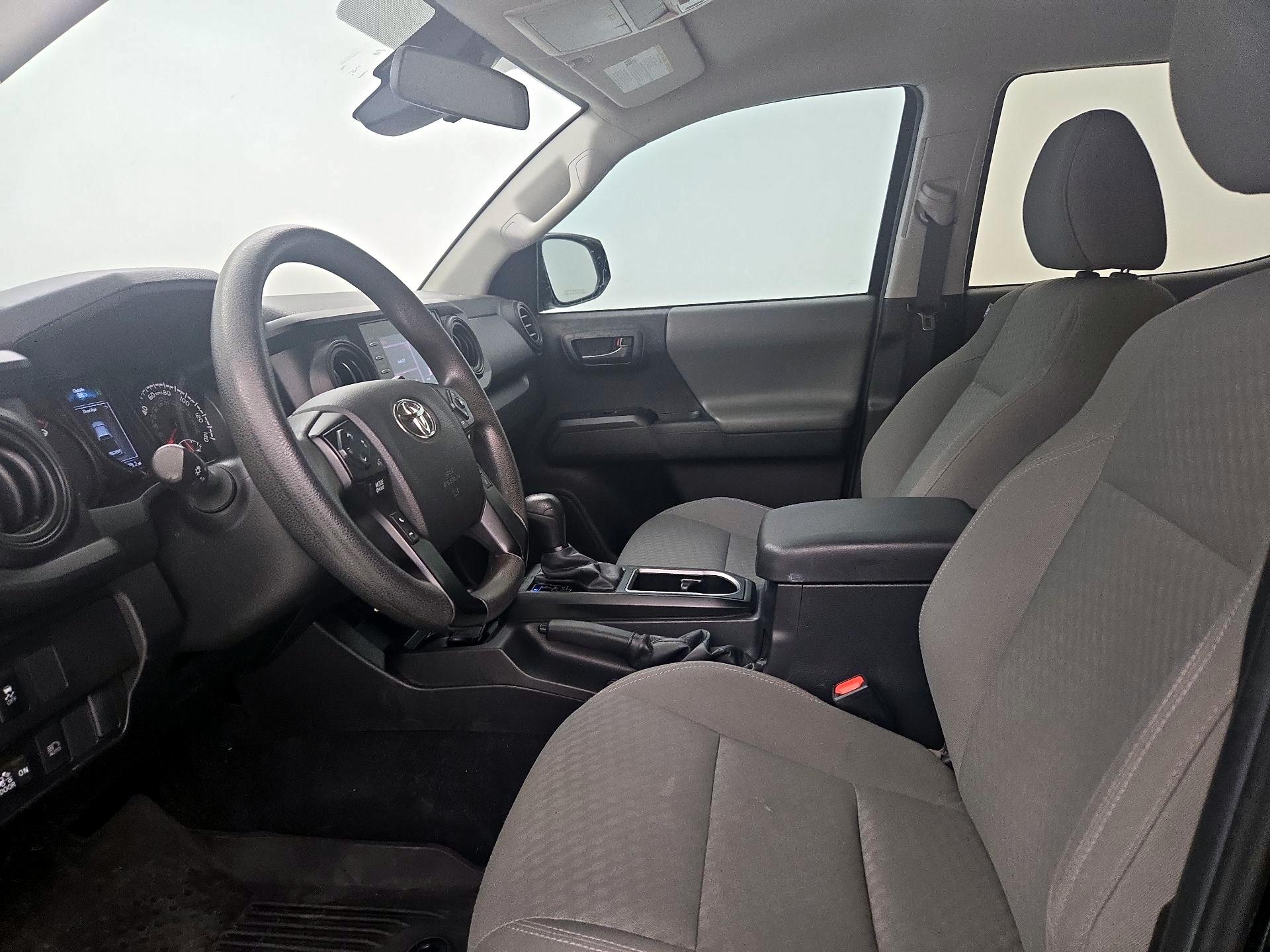 Thumbnail: 2022 Toyota Tacoma - 11